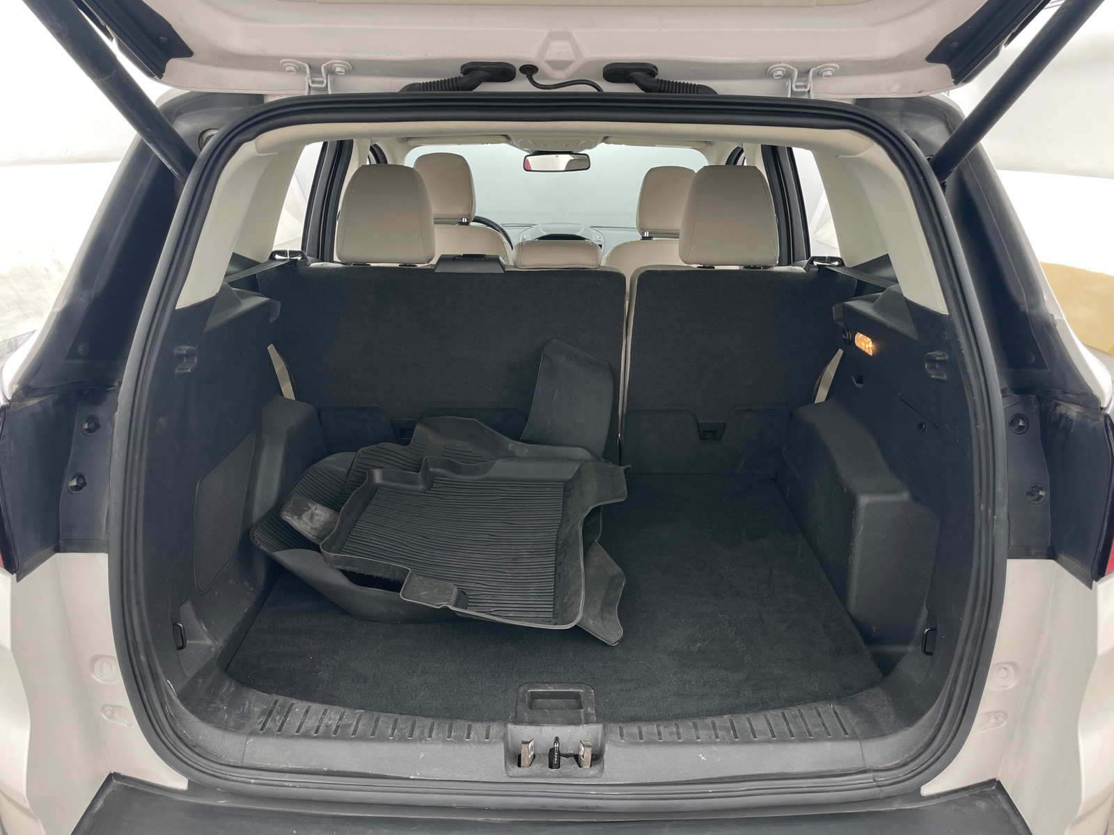 Thumbnail: 2019 Ford Escape - 6
