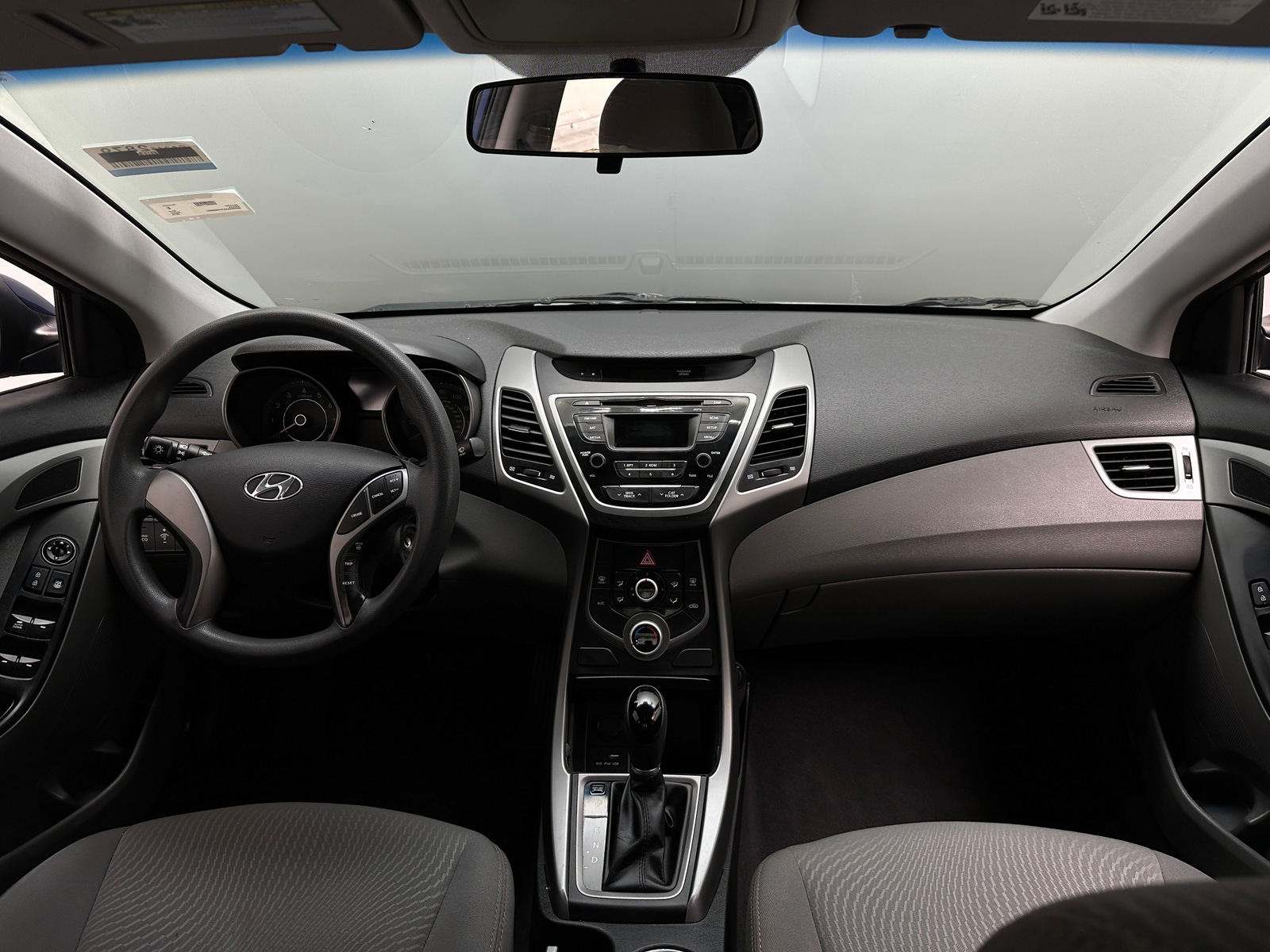 Thumbnail: 2015 Hyundai Elantra - 3