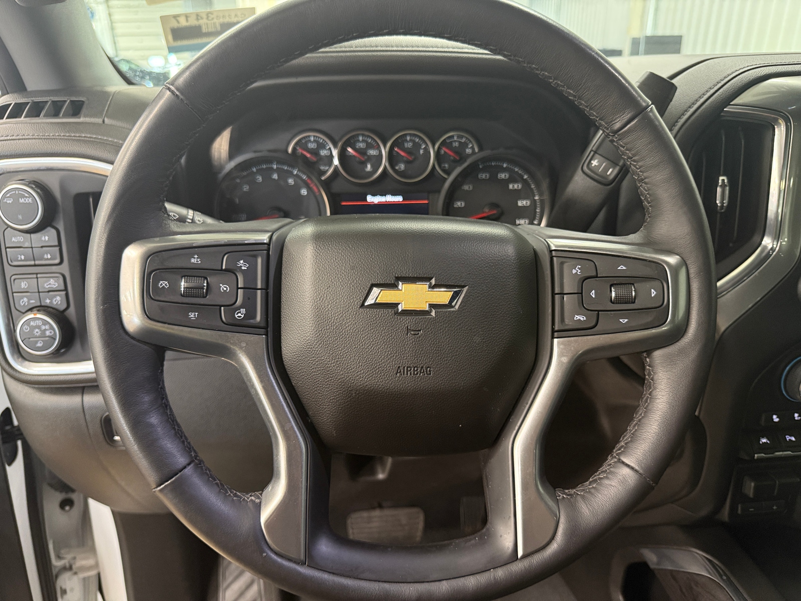 Thumbnail: 2022 Chevrolet Silverado 1500 - 4