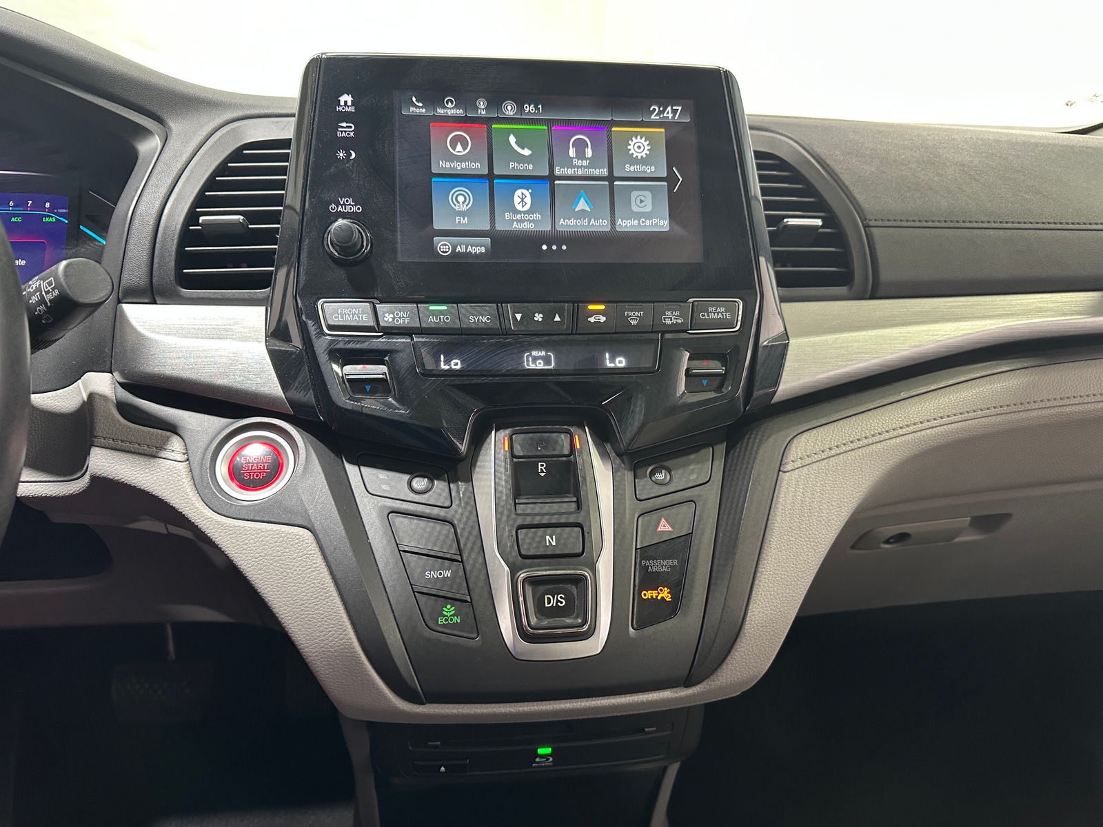 Thumbnail: 2019 Honda Odyssey - 3