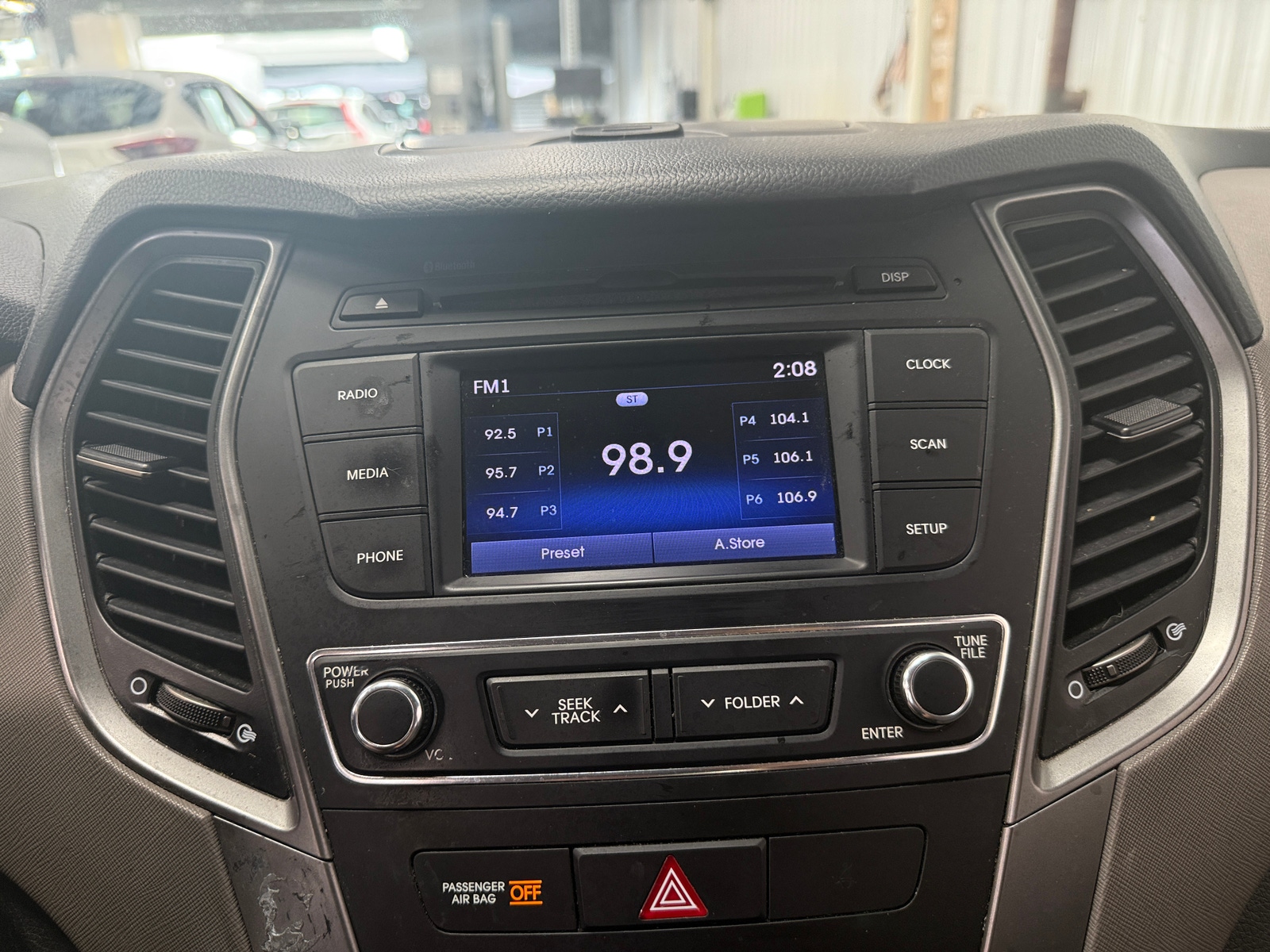Thumbnail: 2018 Hyundai Santa Fe - 4