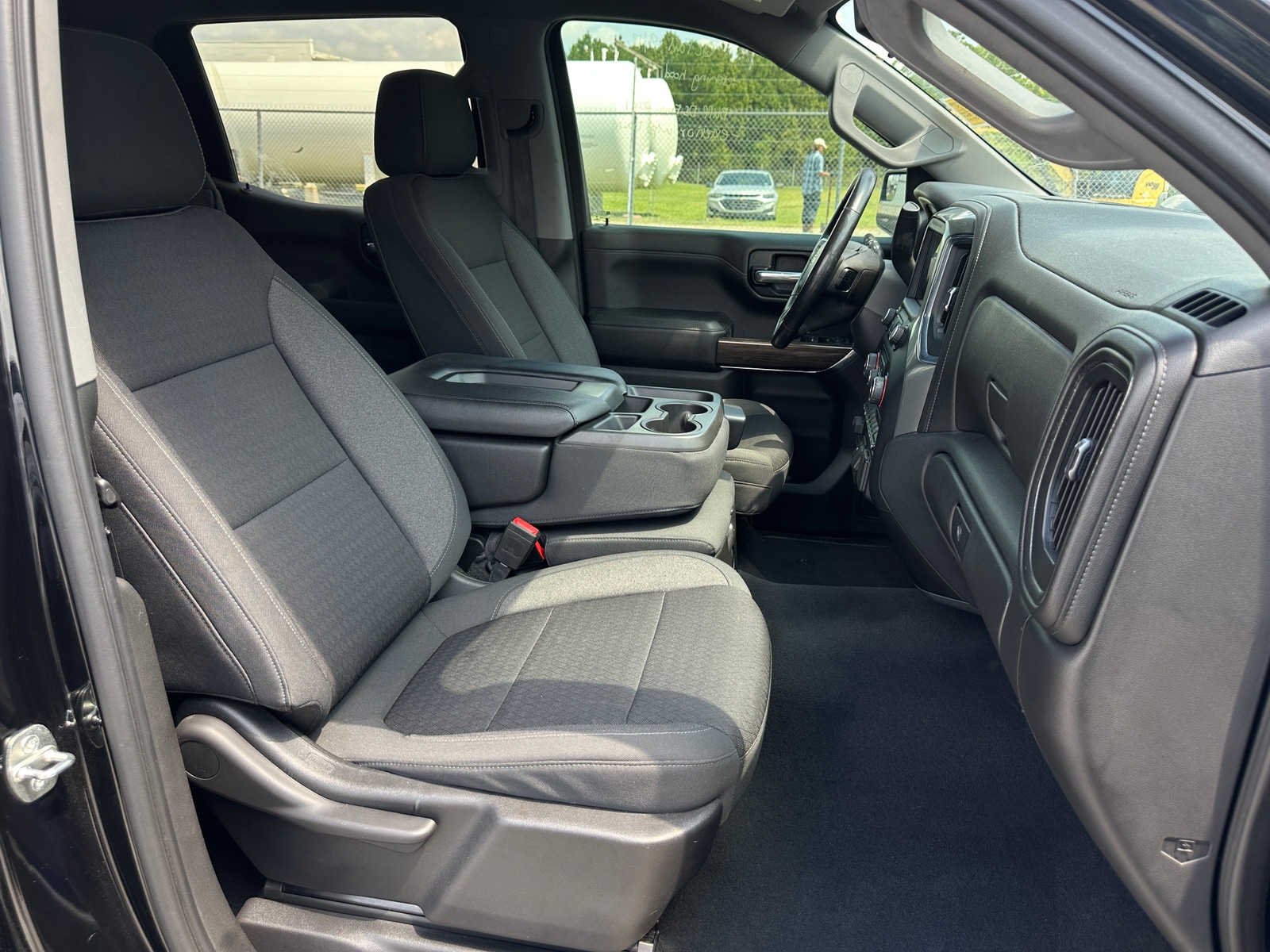 Thumbnail: 2021 Chevrolet Silverado 1500 - 2