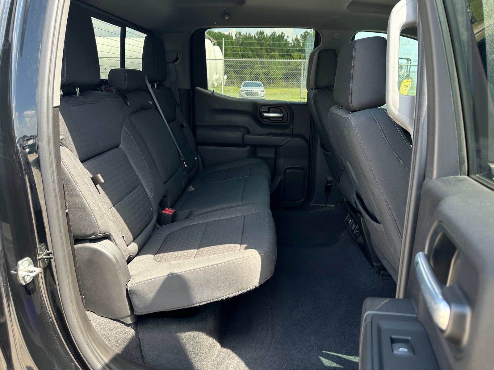Thumbnail: 2021 Chevrolet Silverado 1500 - 6