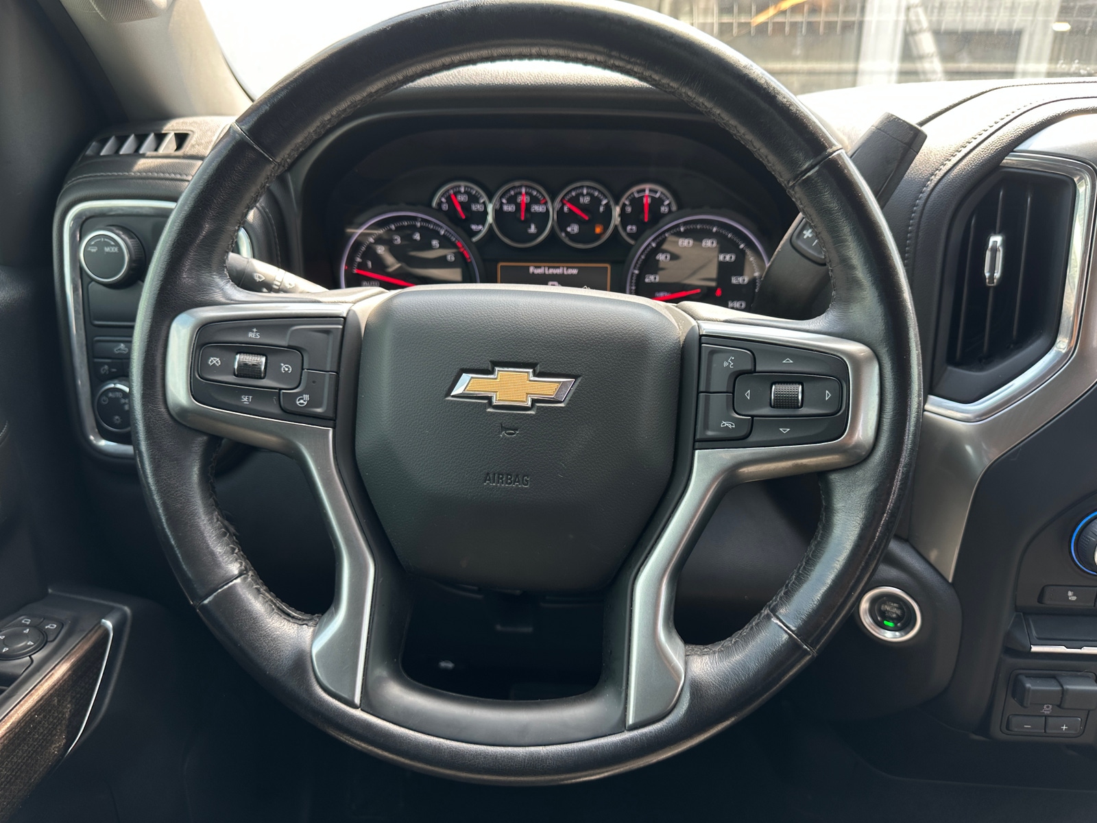 Thumbnail: 2021 Chevrolet Silverado 1500 - 5