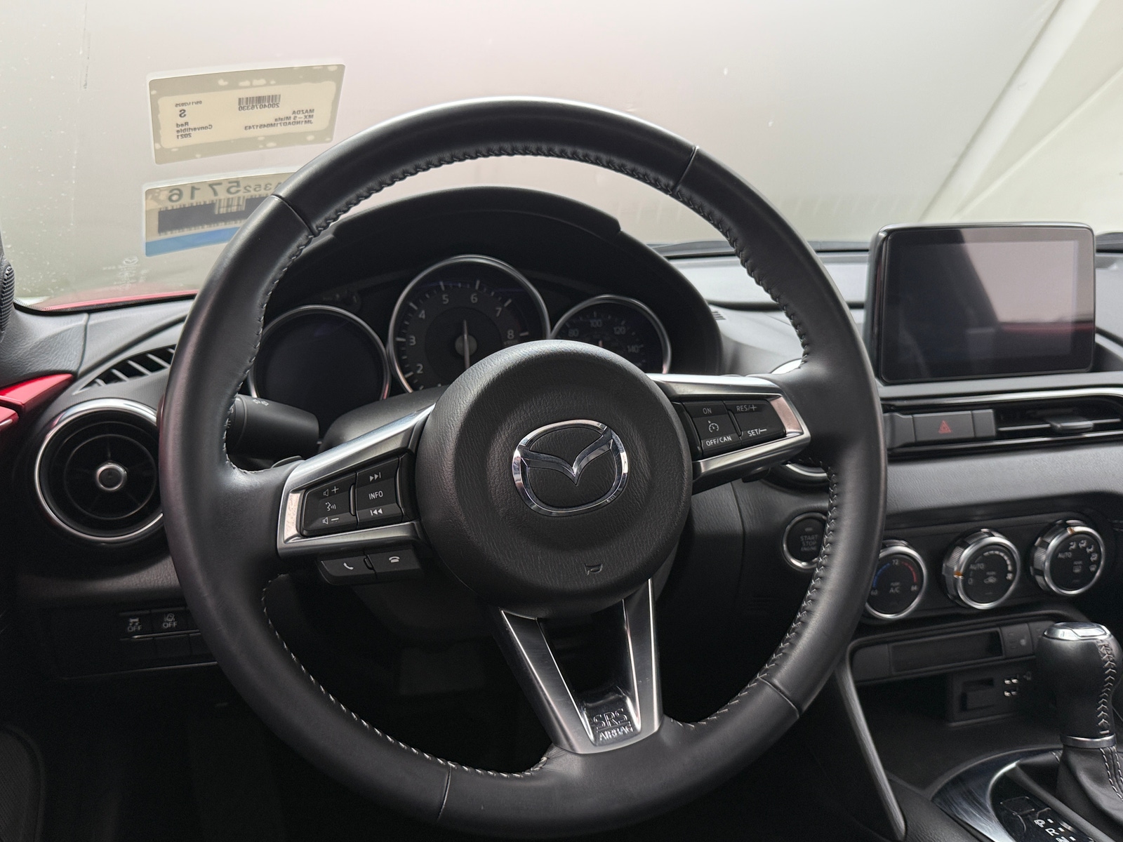 Thumbnail: 2021 Mazda MX-5 Miata - 4