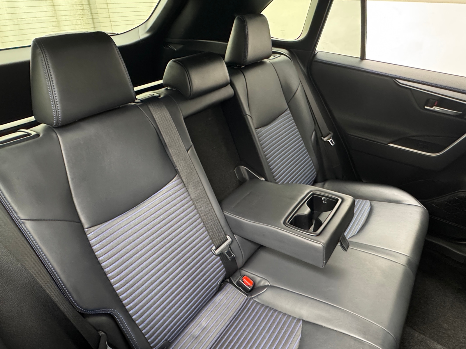 Thumbnail: 2020 Toyota RAV4 - 5
