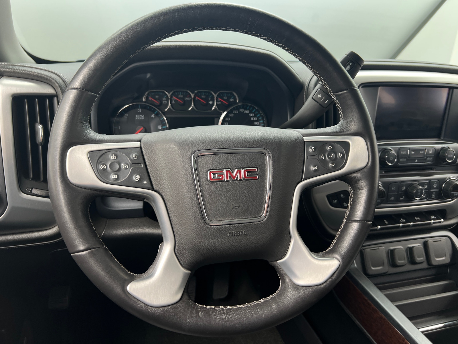 Thumbnail: 2018 GMC Sierra 1500 - 4