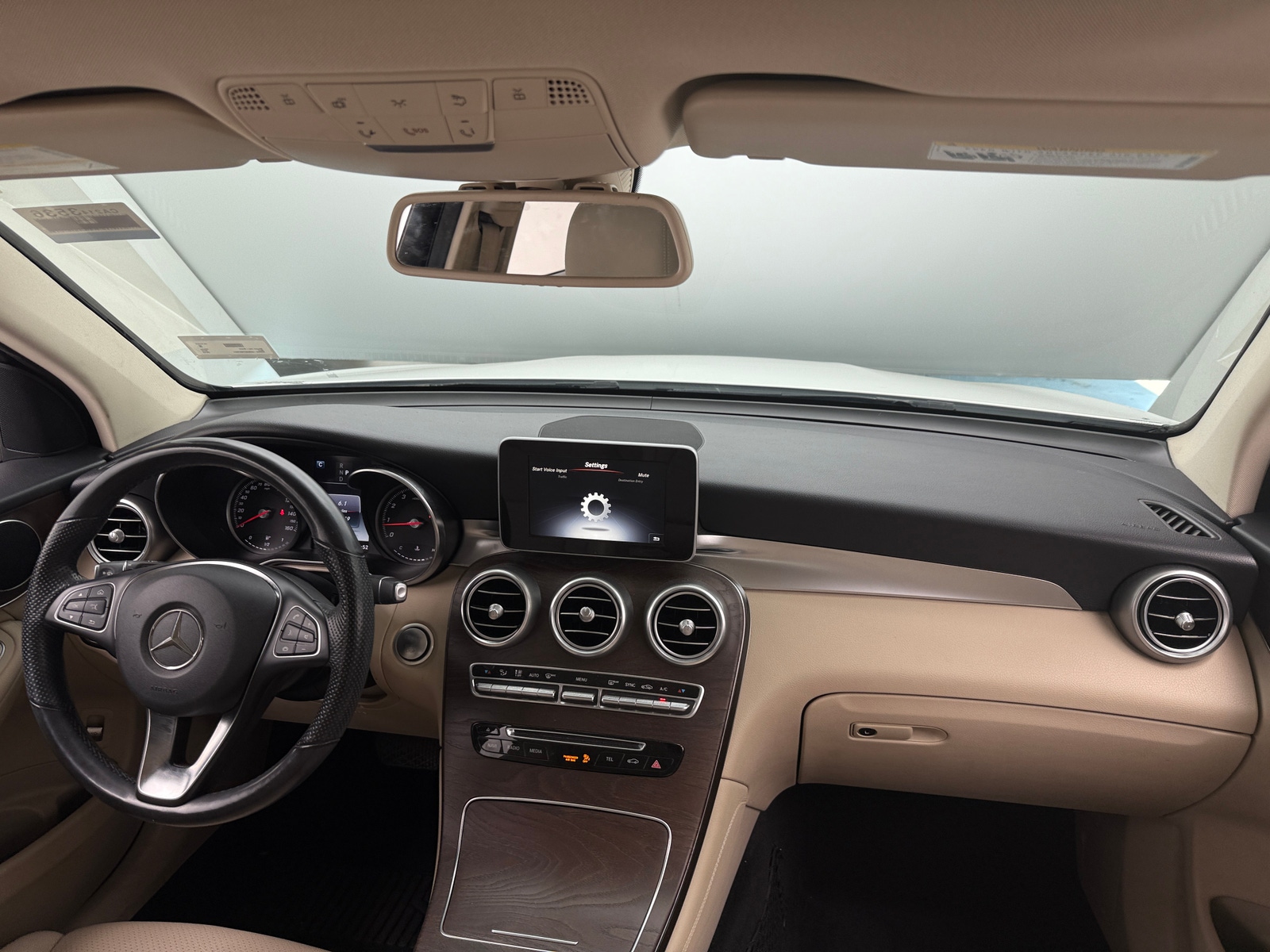 Thumbnail: 2019 Mercedes-Benz GLC - 2