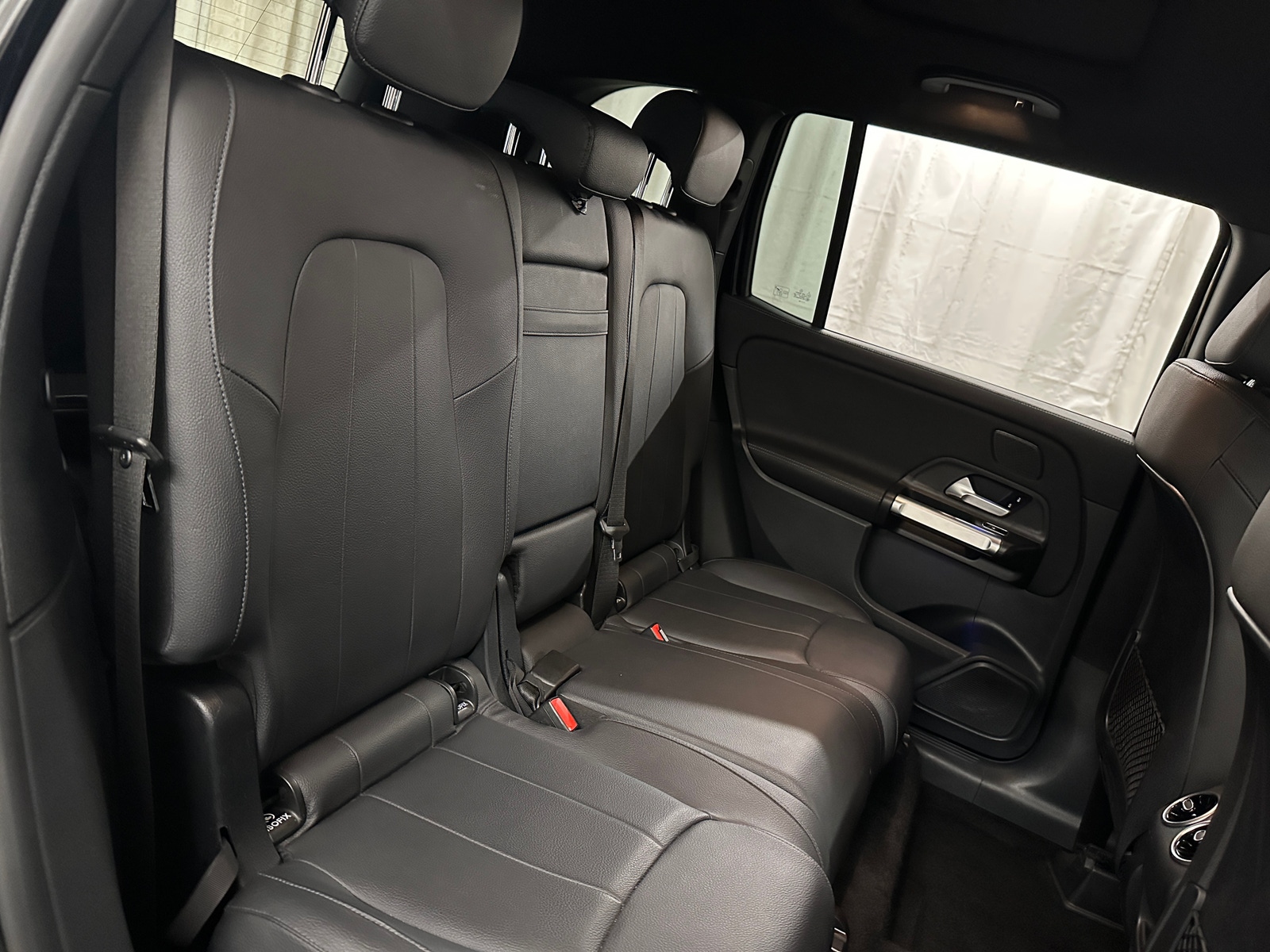 Thumbnail: 2024 Mercedes-Benz GLB - 5