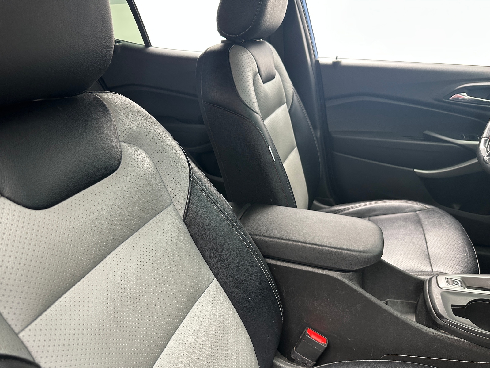 Thumbnail: 2024 Chevrolet Trax - 2