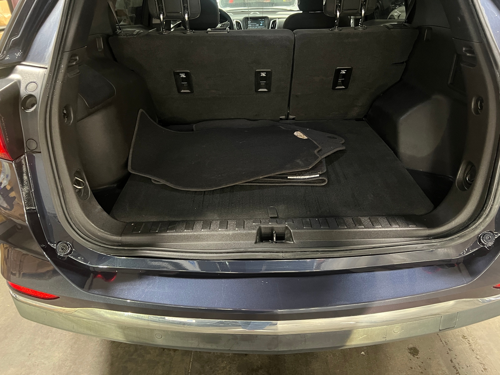 Thumbnail: 2018 Chevrolet Equinox - 7