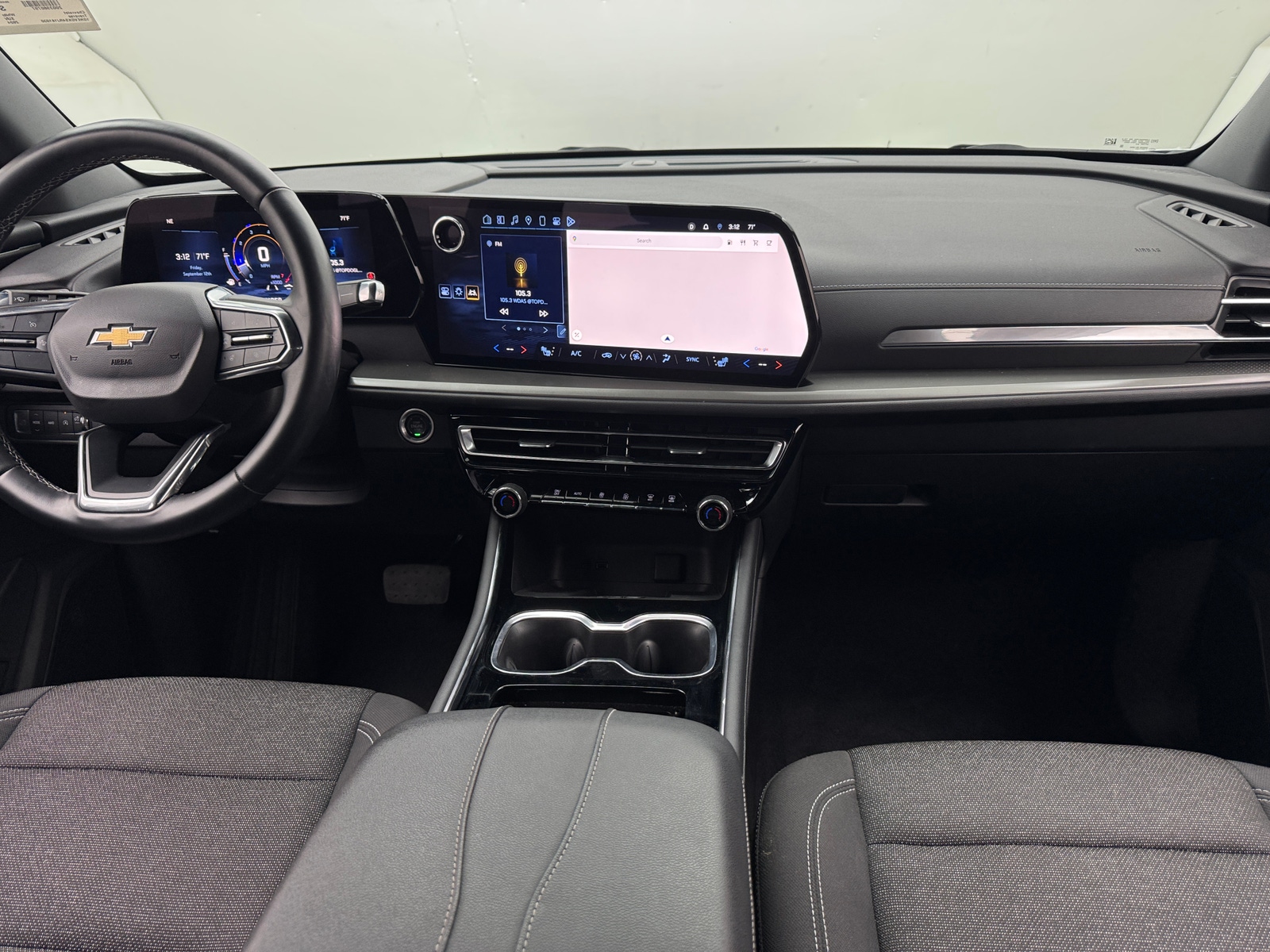 Thumbnail: 2024 Chevrolet Traverse - 3