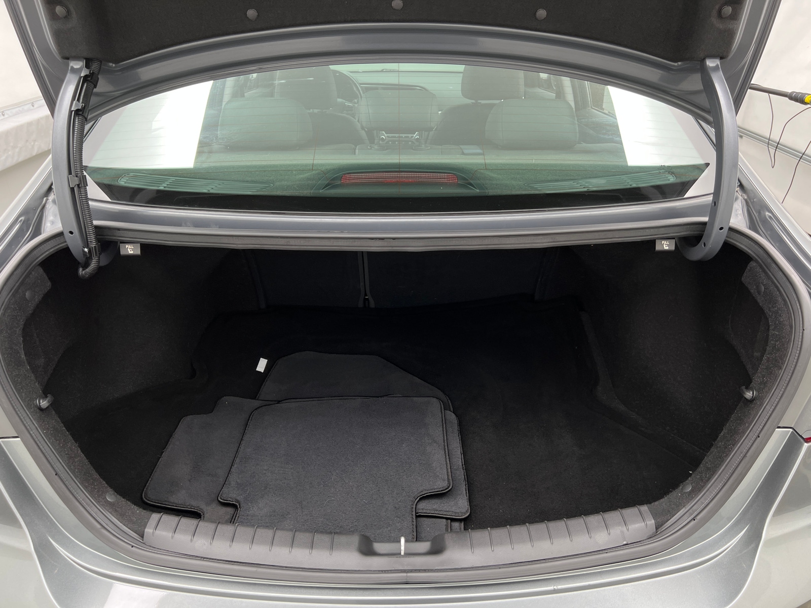 Thumbnail: 2018 Hyundai Elantra - 6
