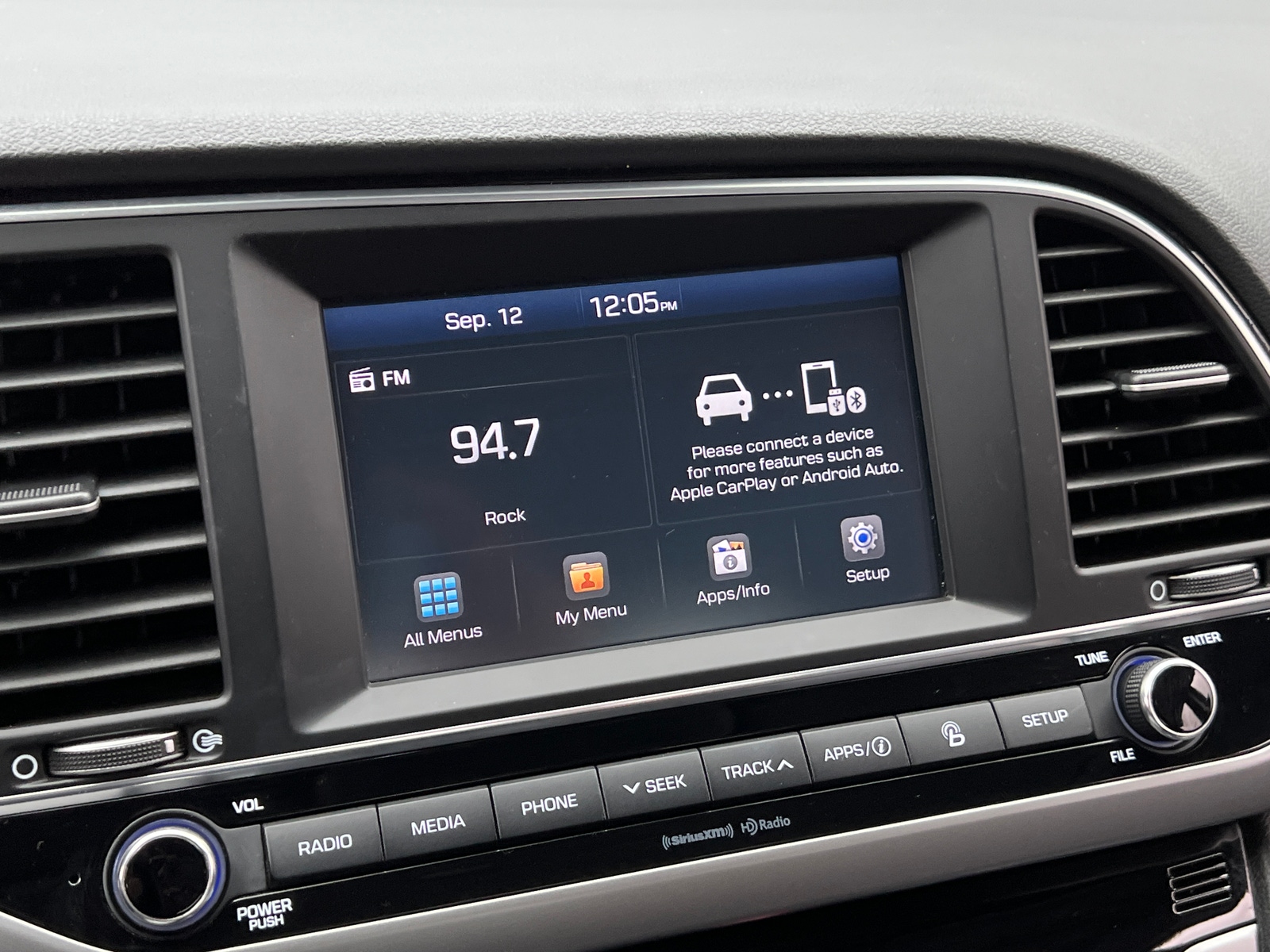Thumbnail: 2018 Hyundai Elantra - 3