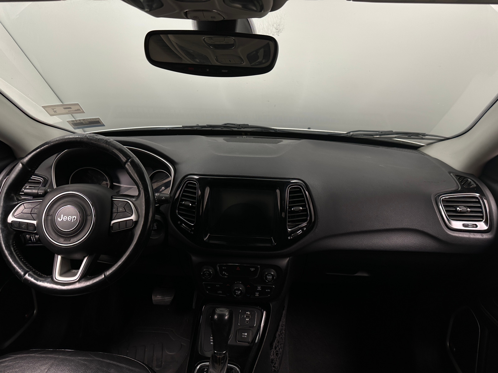 Thumbnail: 2018 Jeep Compass - 3