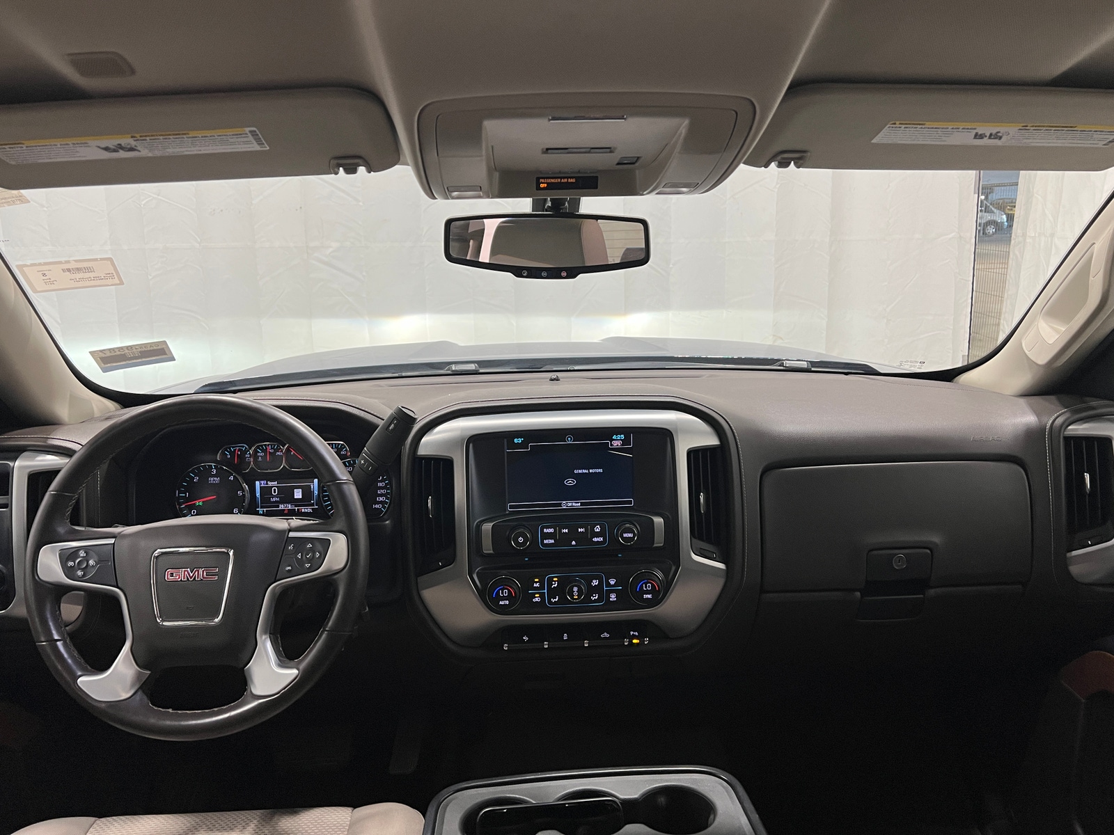 Thumbnail: 2017 GMC Sierra 1500 - 3