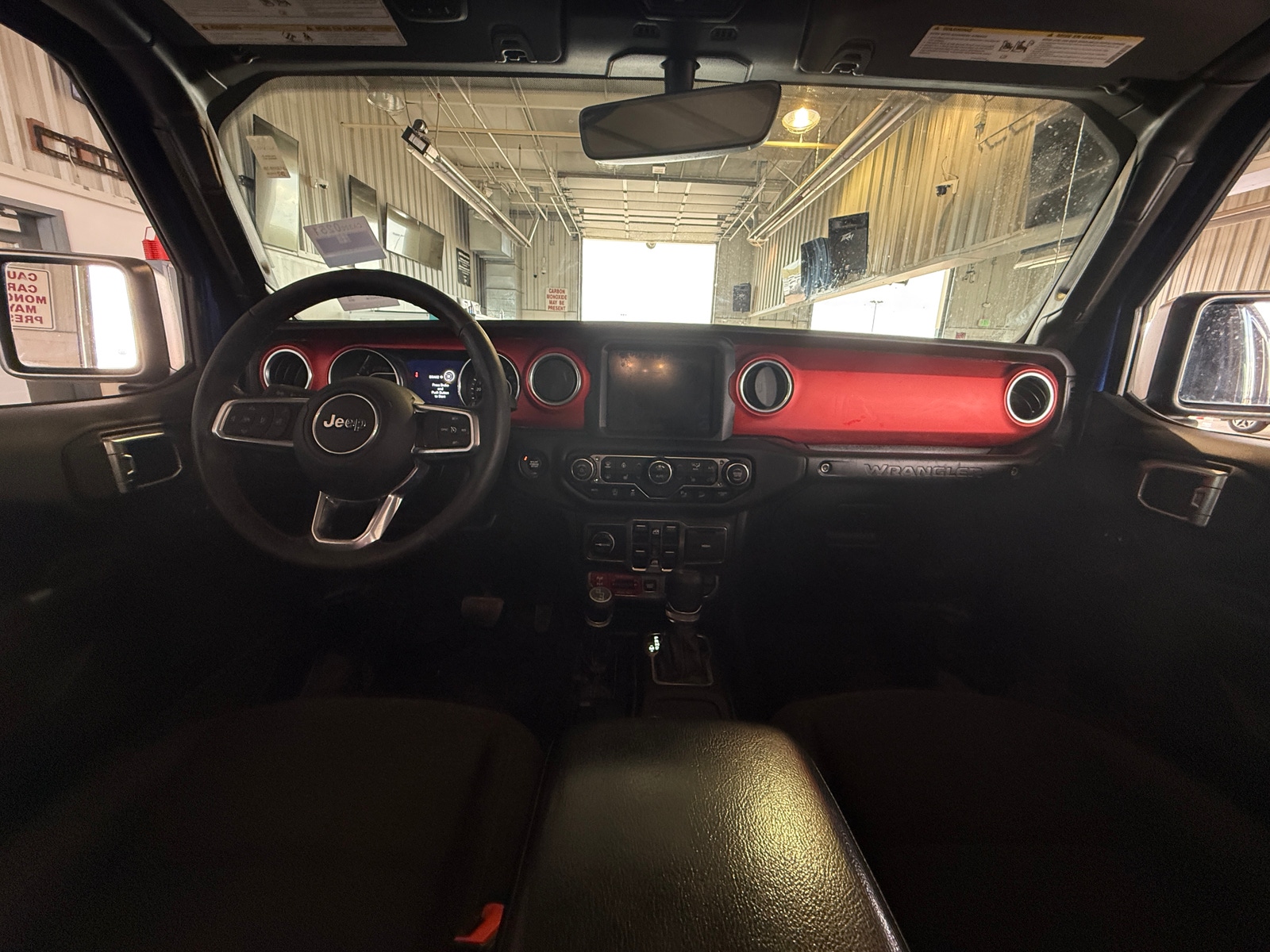 Thumbnail: 2019 Jeep Wrangler - 3
