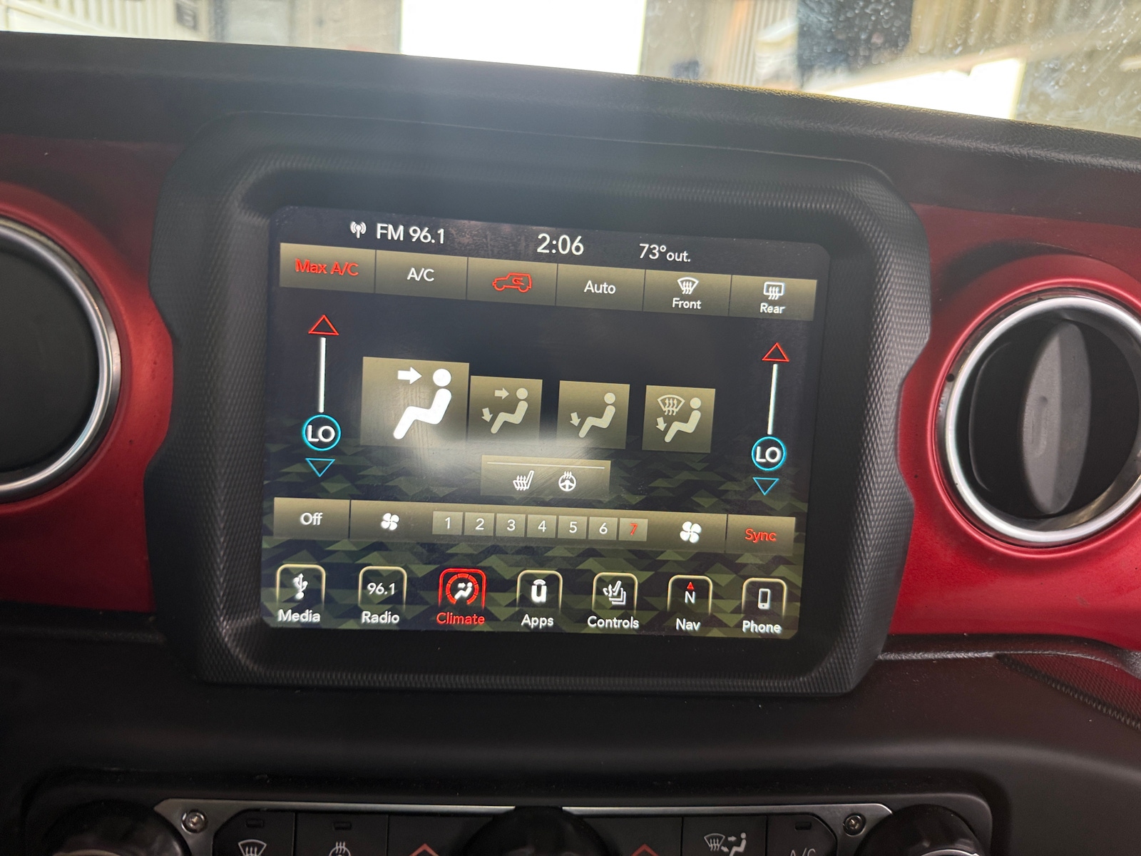 Thumbnail: 2019 Jeep Wrangler - 4