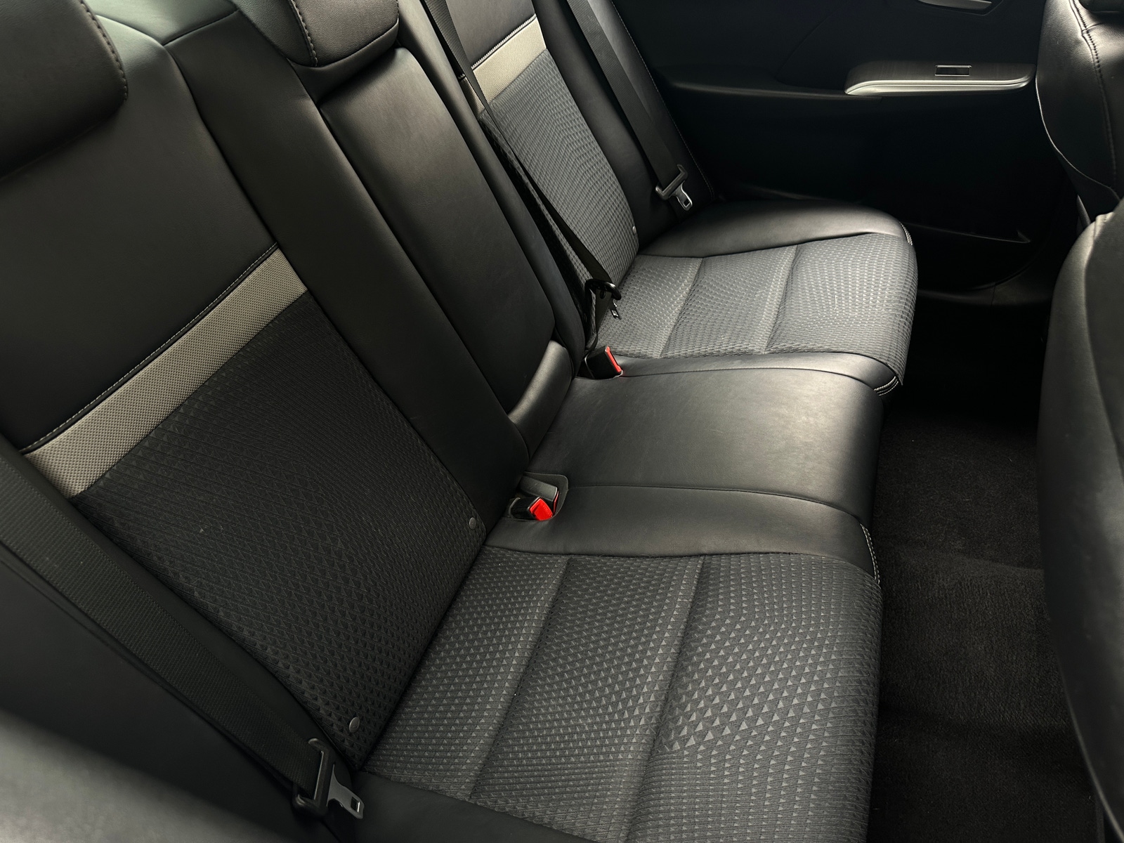 Thumbnail: 2014 Toyota Camry - 6