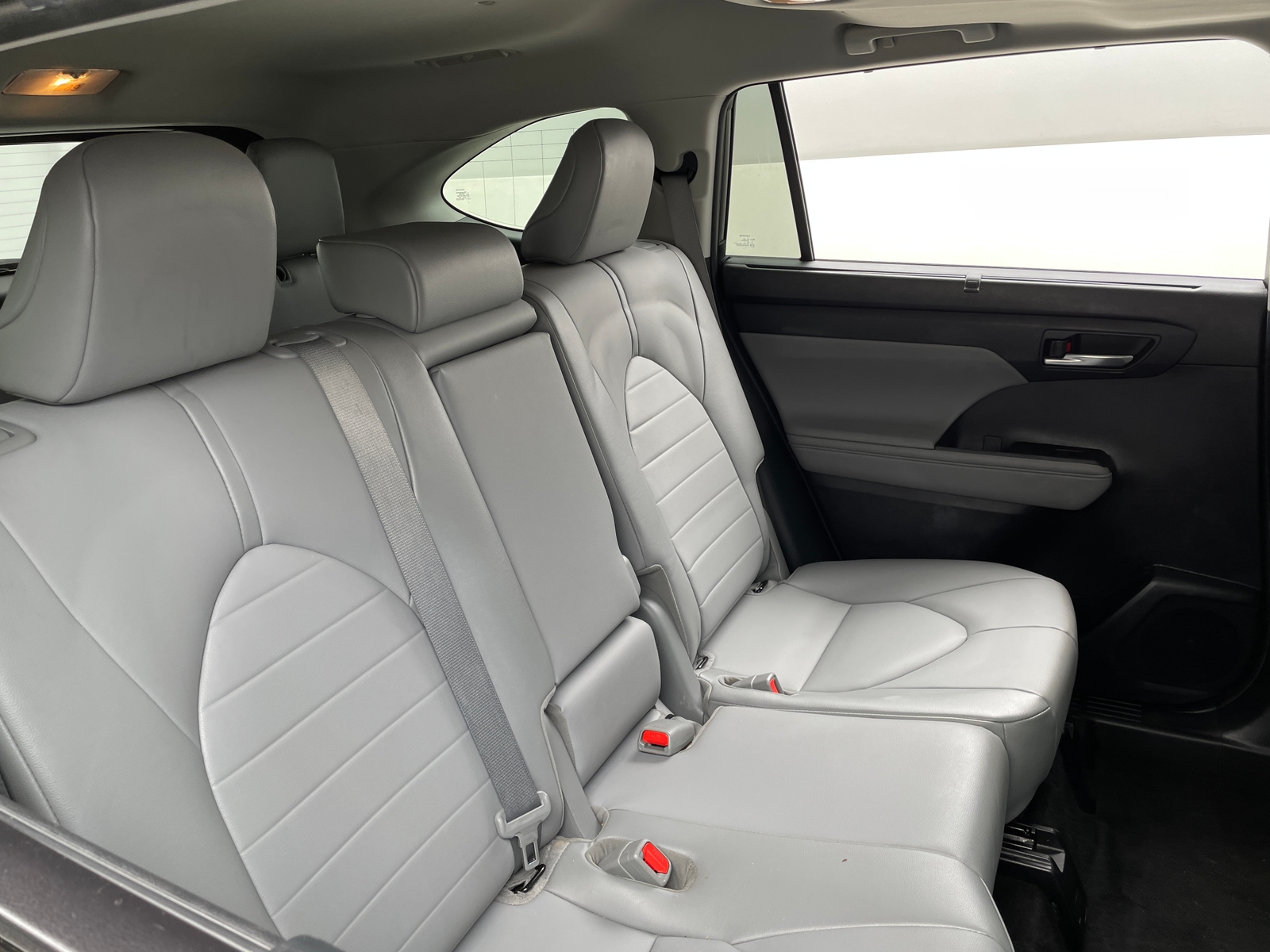 Thumbnail: 2021 Toyota Highlander - 5