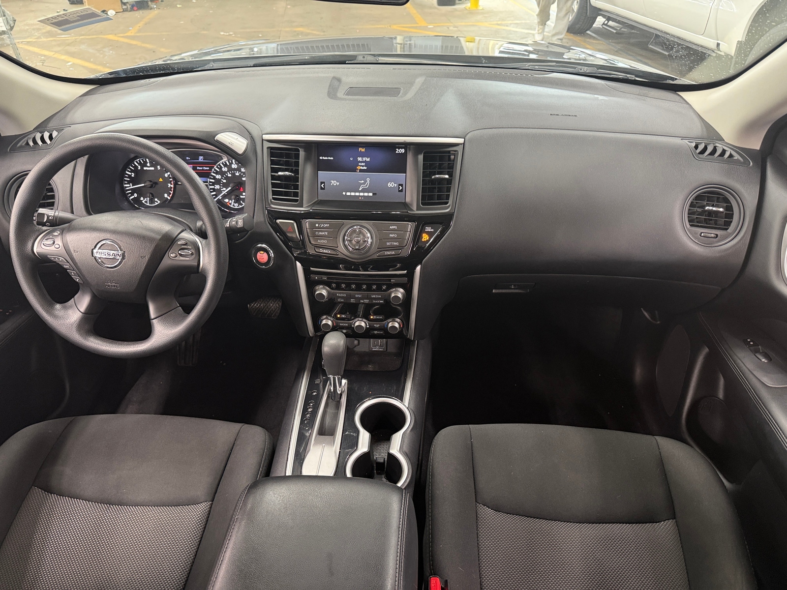 Thumbnail: 2020 Nissan Pathfinder - 3