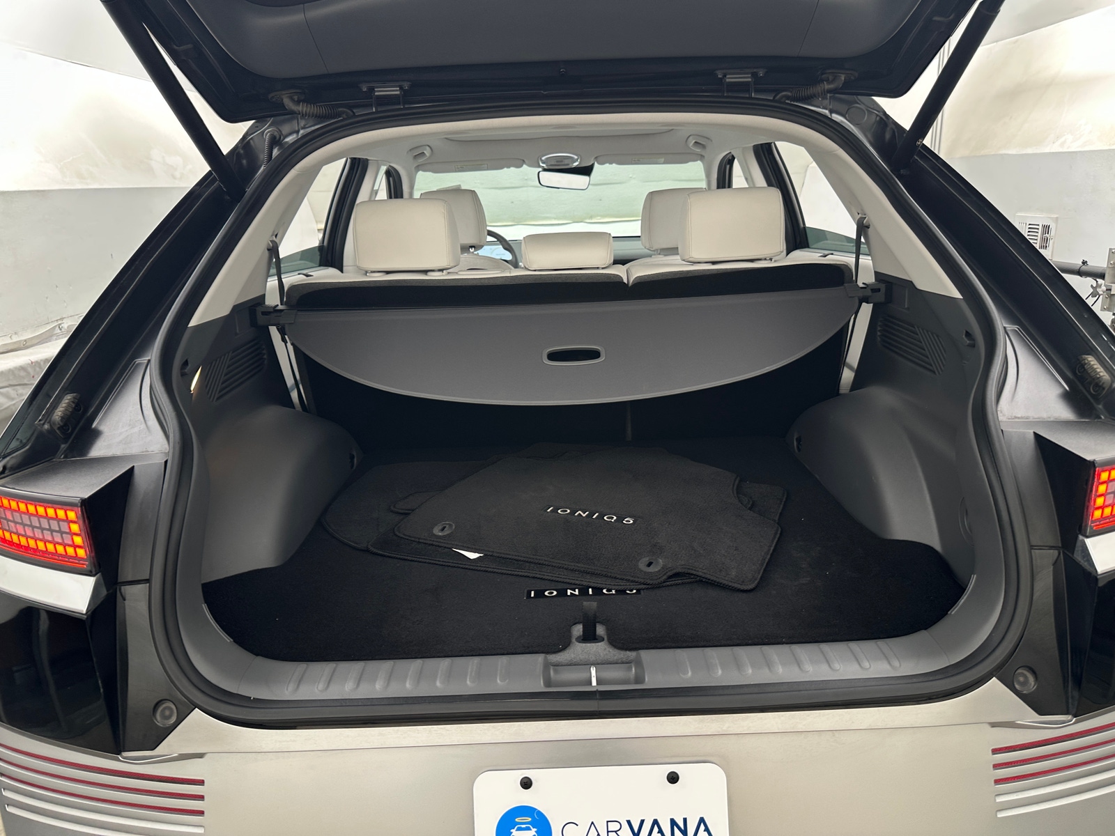 Thumbnail: 2023 Hyundai Ioniq 5 - 6