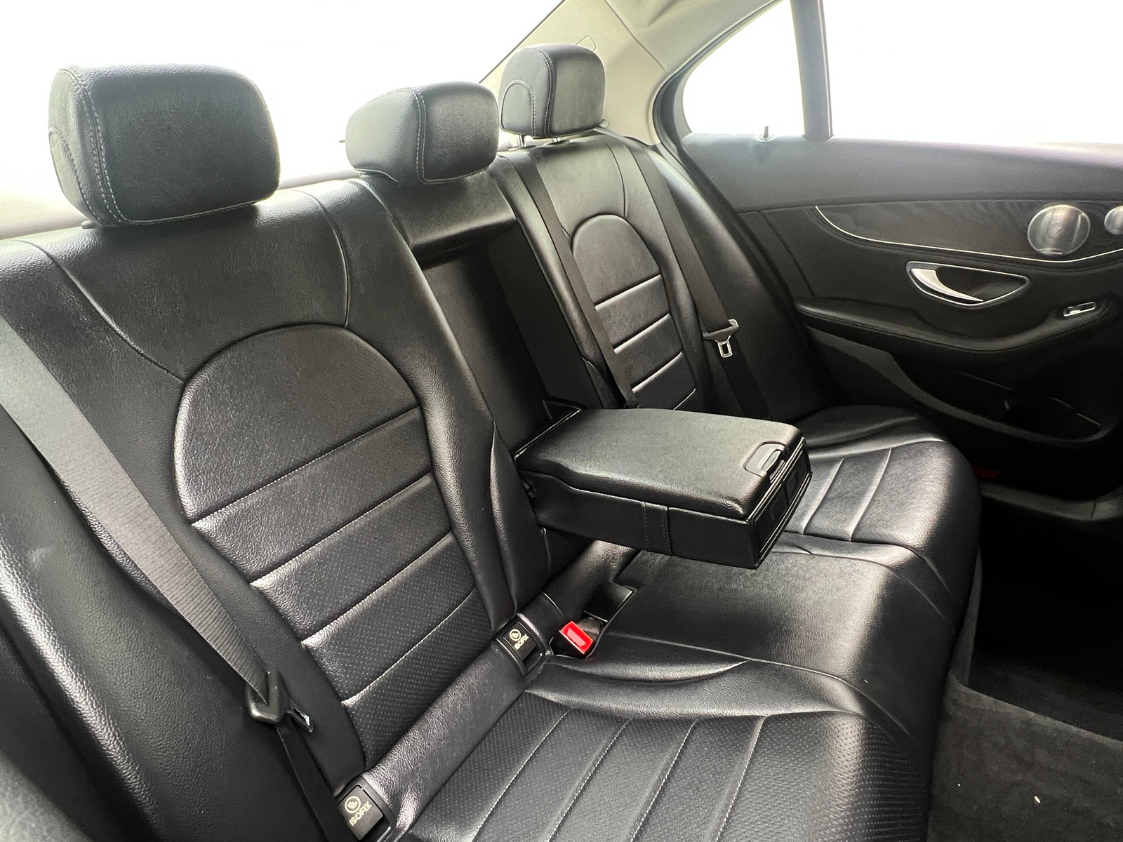 Thumbnail: 2015 Mercedes-Benz C-Class - 5