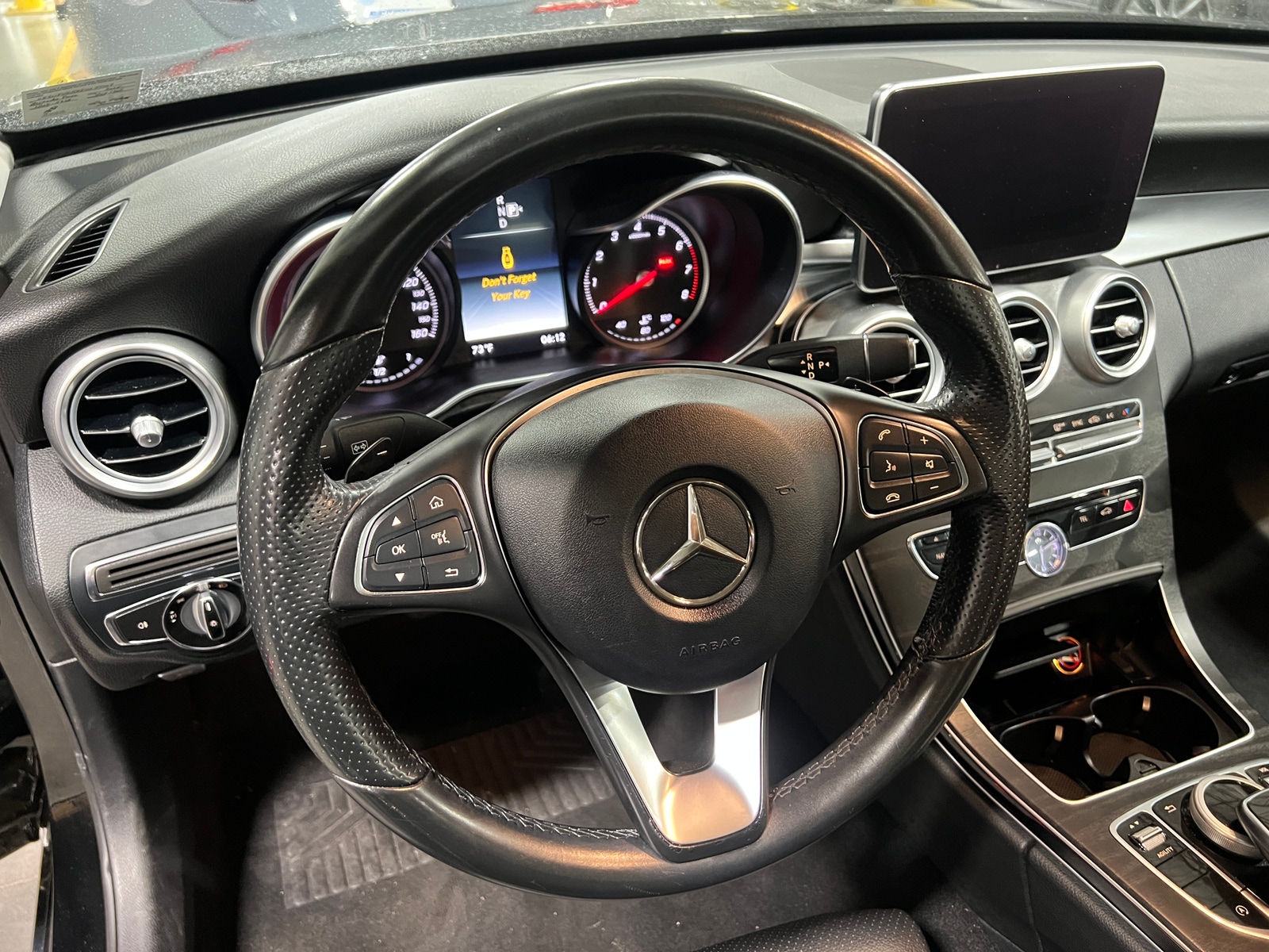 Thumbnail: 2015 Mercedes-Benz C-Class - 4