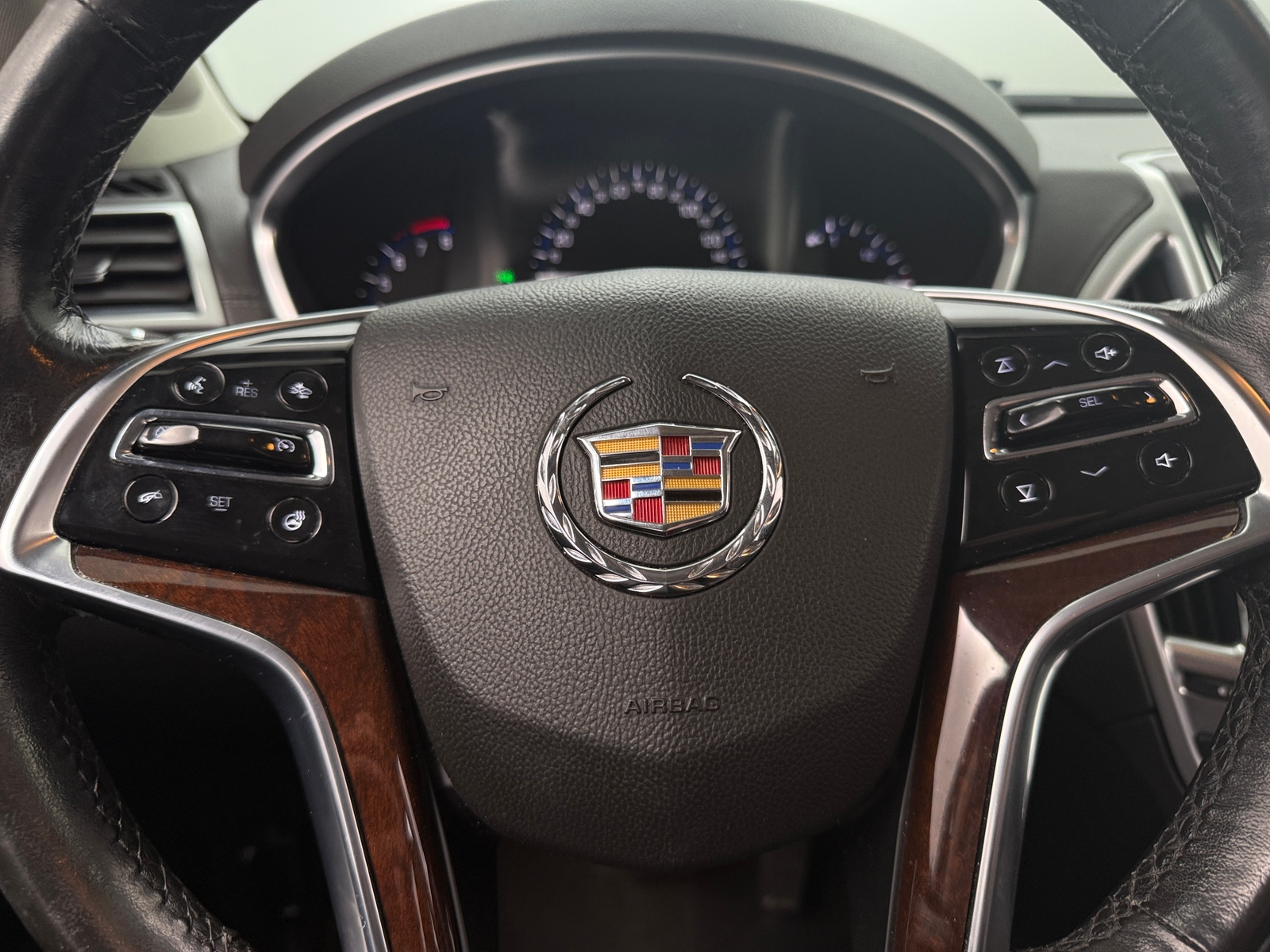 Thumbnail: 2014 Cadillac SRX - 4