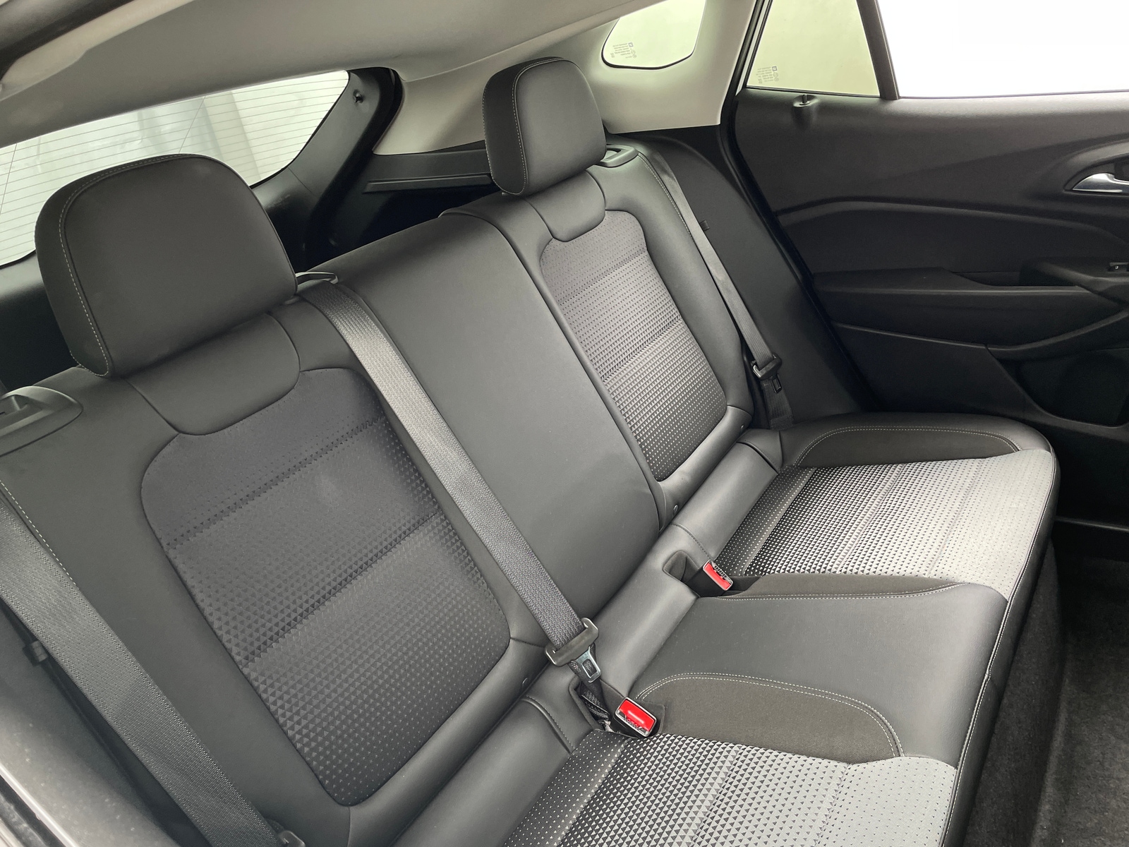 Thumbnail: 2024 Chevrolet Trax - 6
