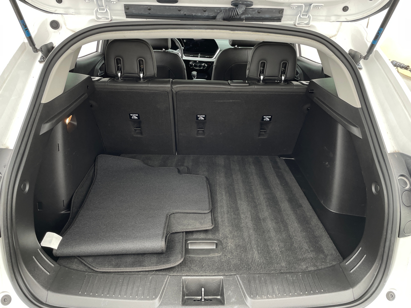 Thumbnail: 2024 Chevrolet Trax - 7