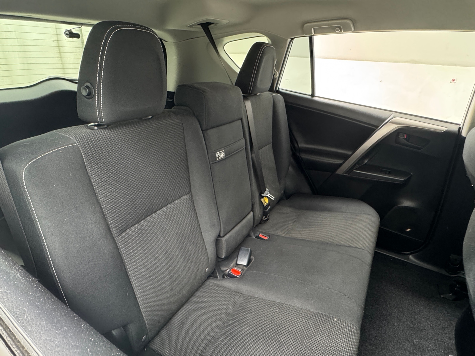 Thumbnail: 2018 Toyota RAV4 - 6