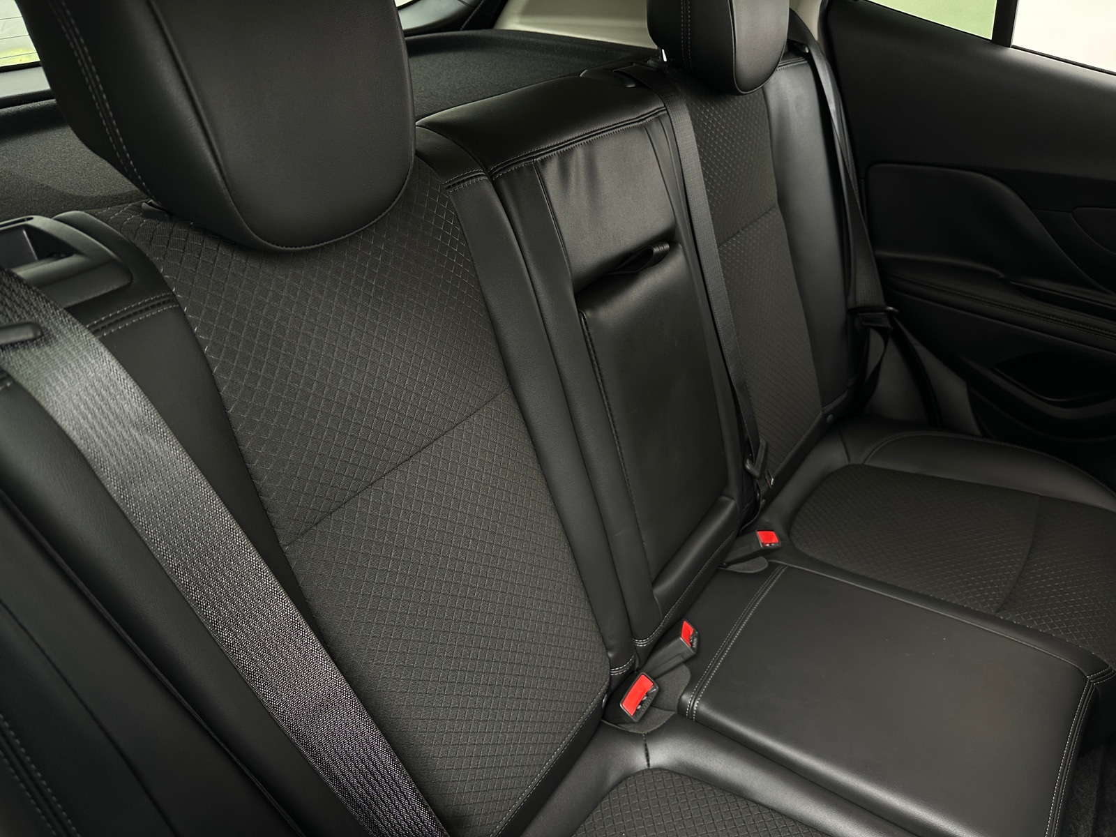 Thumbnail: 2019 Buick Encore - 6