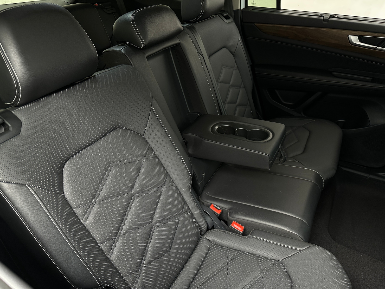 Thumbnail: 2024 Volkswagen Atlas - 5