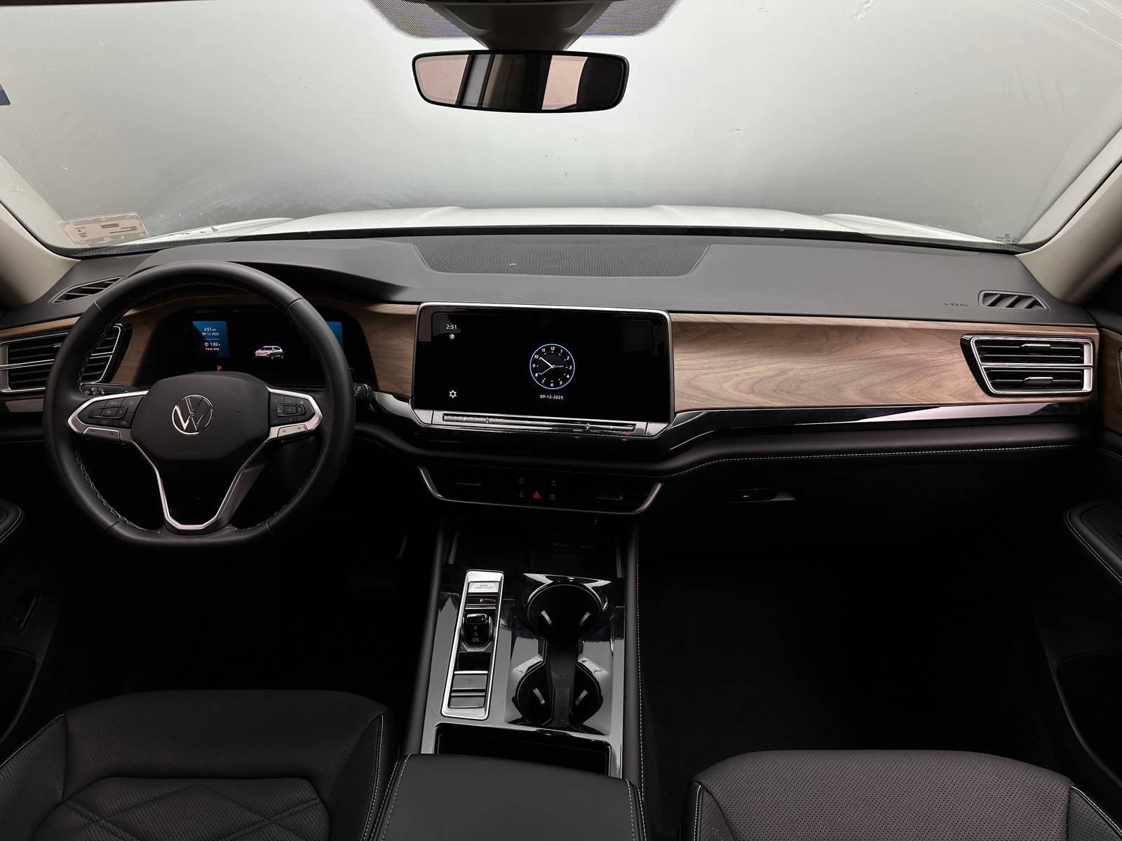Thumbnail: 2024 Volkswagen Atlas - 2