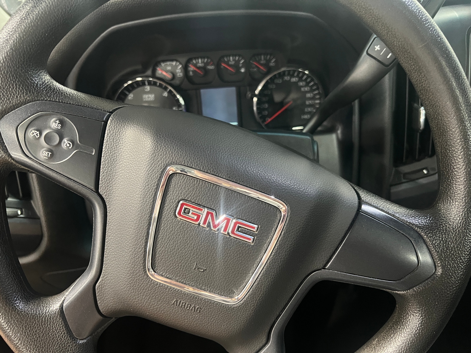 Thumbnail: 2015 GMC Sierra 1500 - 5