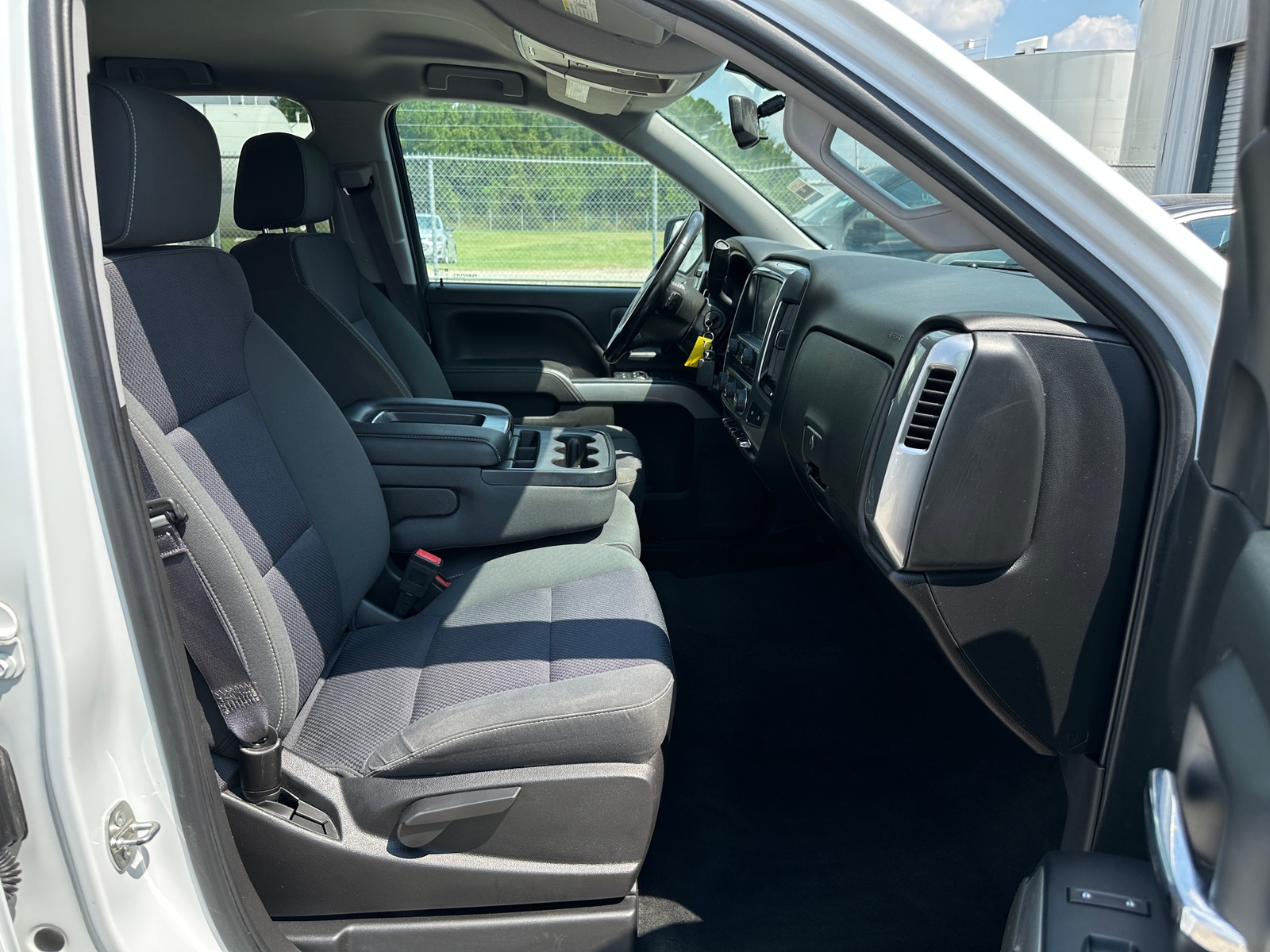 Thumbnail: 2016 Chevrolet Silverado 1500 - 2