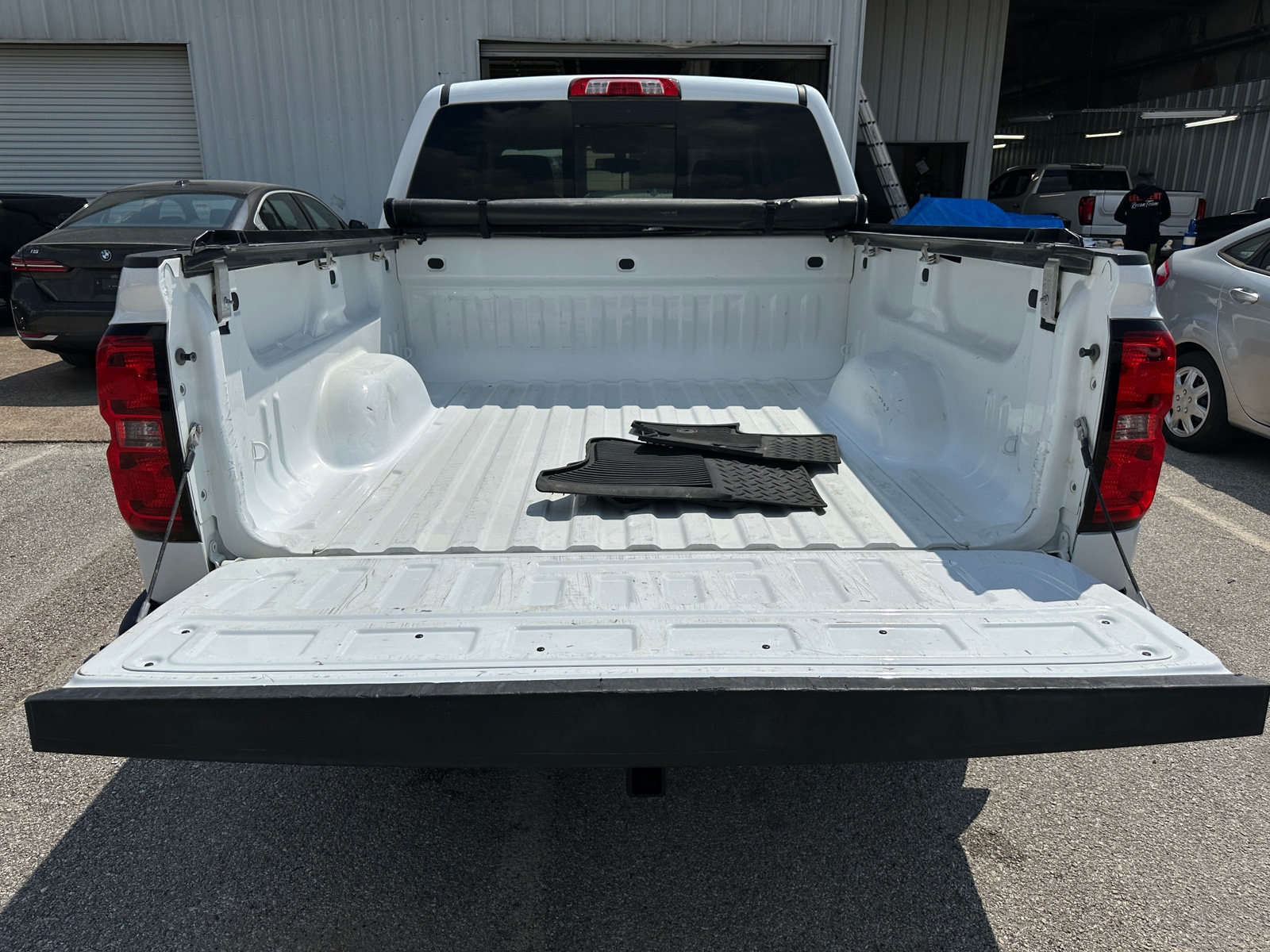 Thumbnail: 2016 Chevrolet Silverado 1500 - 7