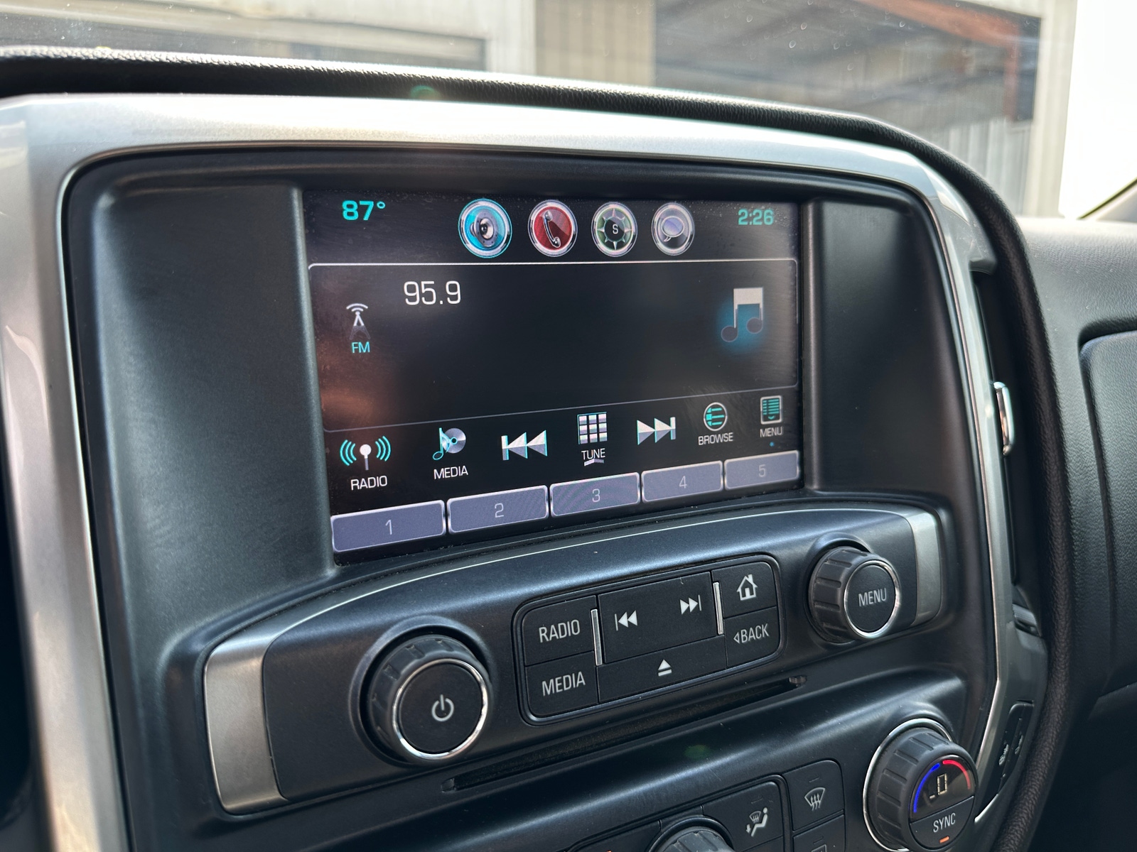 Thumbnail: 2016 Chevrolet Silverado 1500 - 4