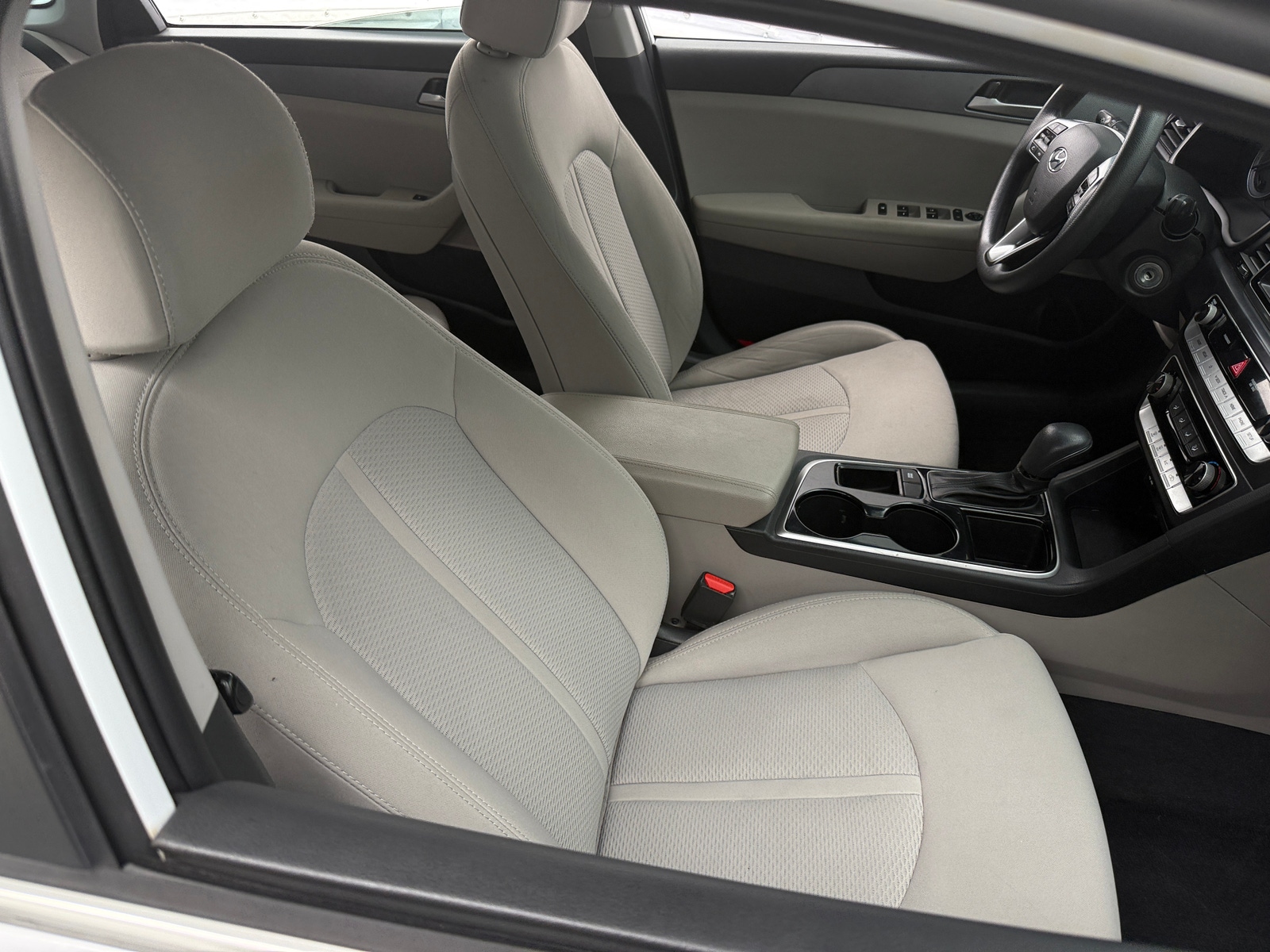 Thumbnail: 2018 Hyundai Sonata - 2