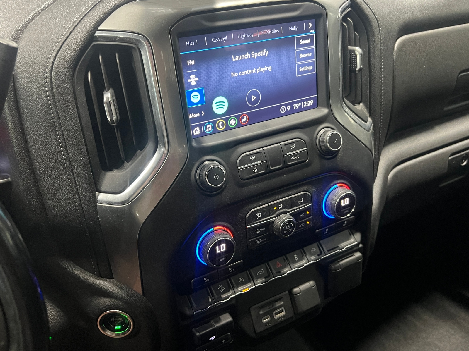 Thumbnail: 2021 Chevrolet Silverado 1500 - 4