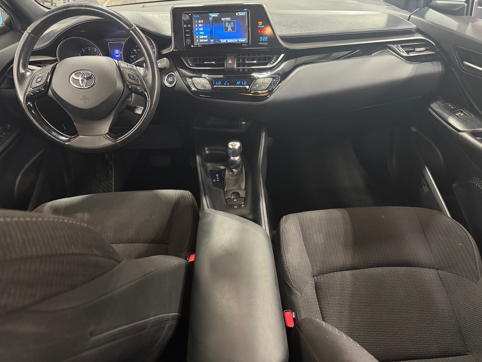 Thumbnail: 2018 Toyota C-HR - 3