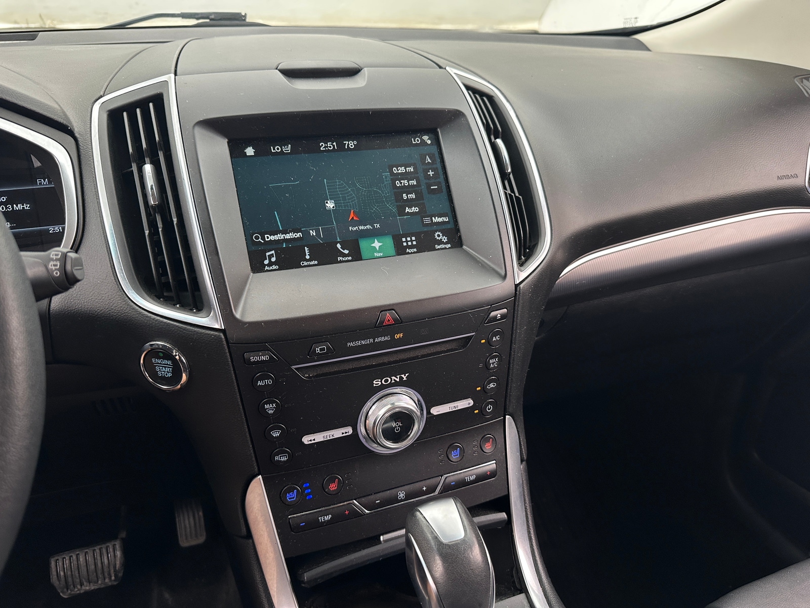 Thumbnail: 2018 Ford Edge - 3