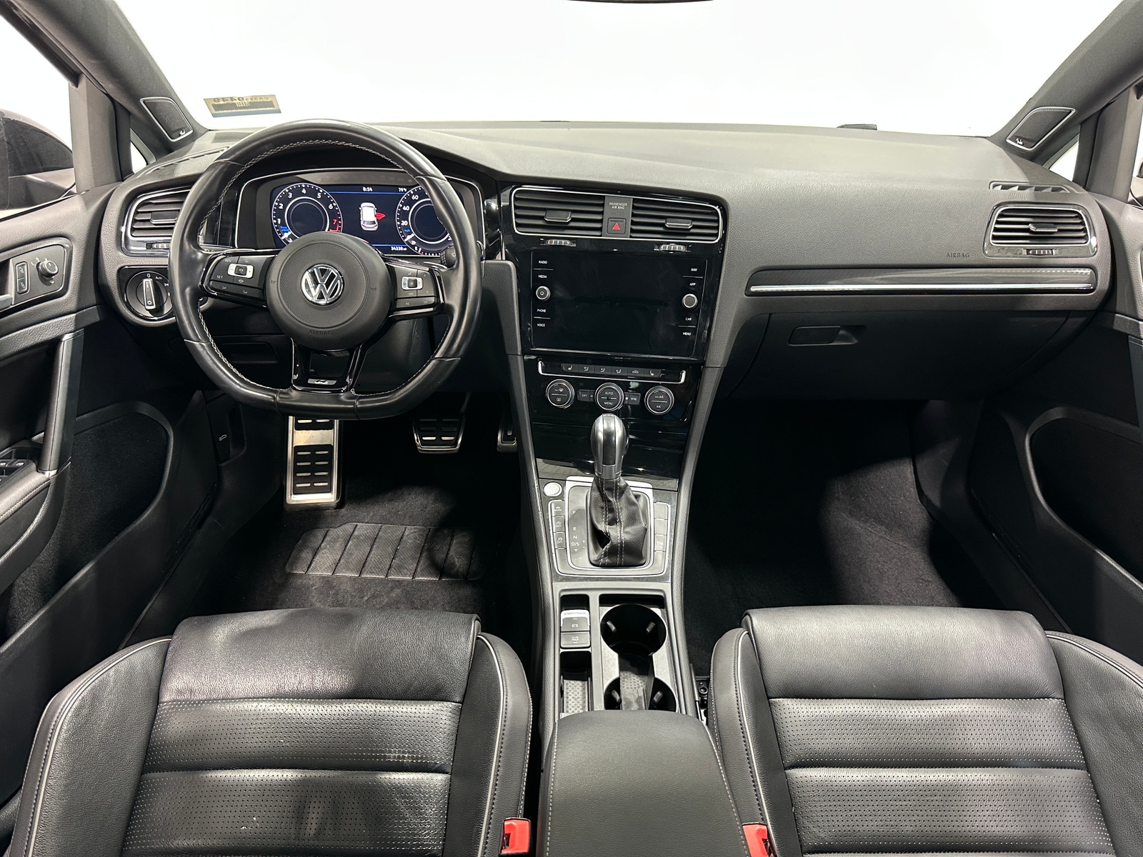 Thumbnail: 2019 Volkswagen Golf - 2