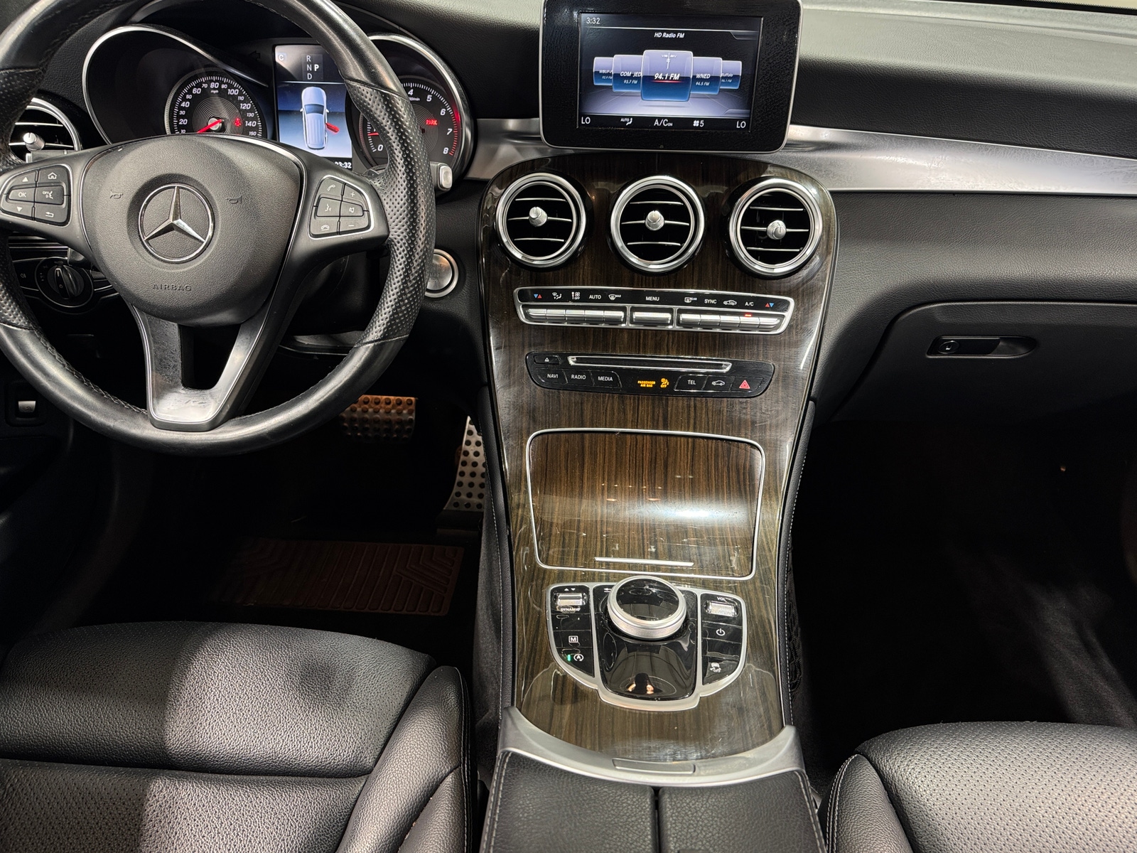 Thumbnail: 2019 Mercedes-Benz GLC - 3