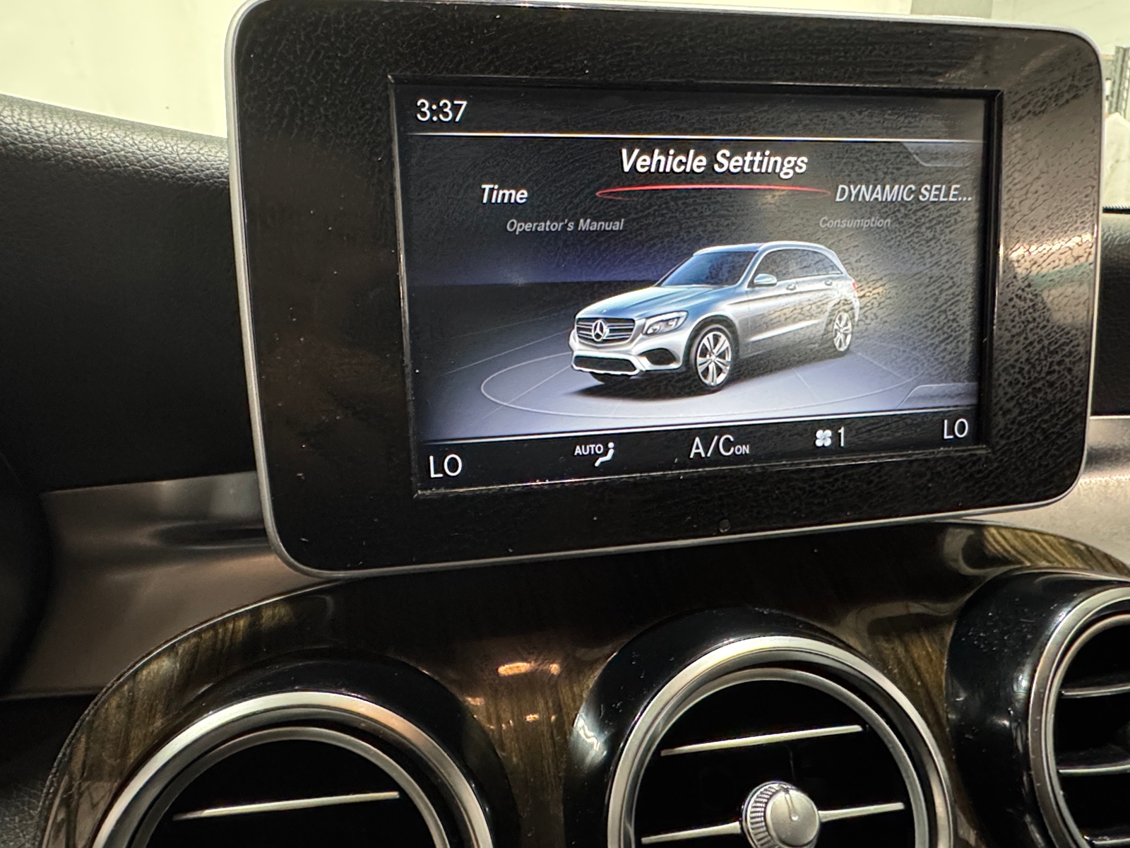 Thumbnail: 2019 Mercedes-Benz GLC - 4