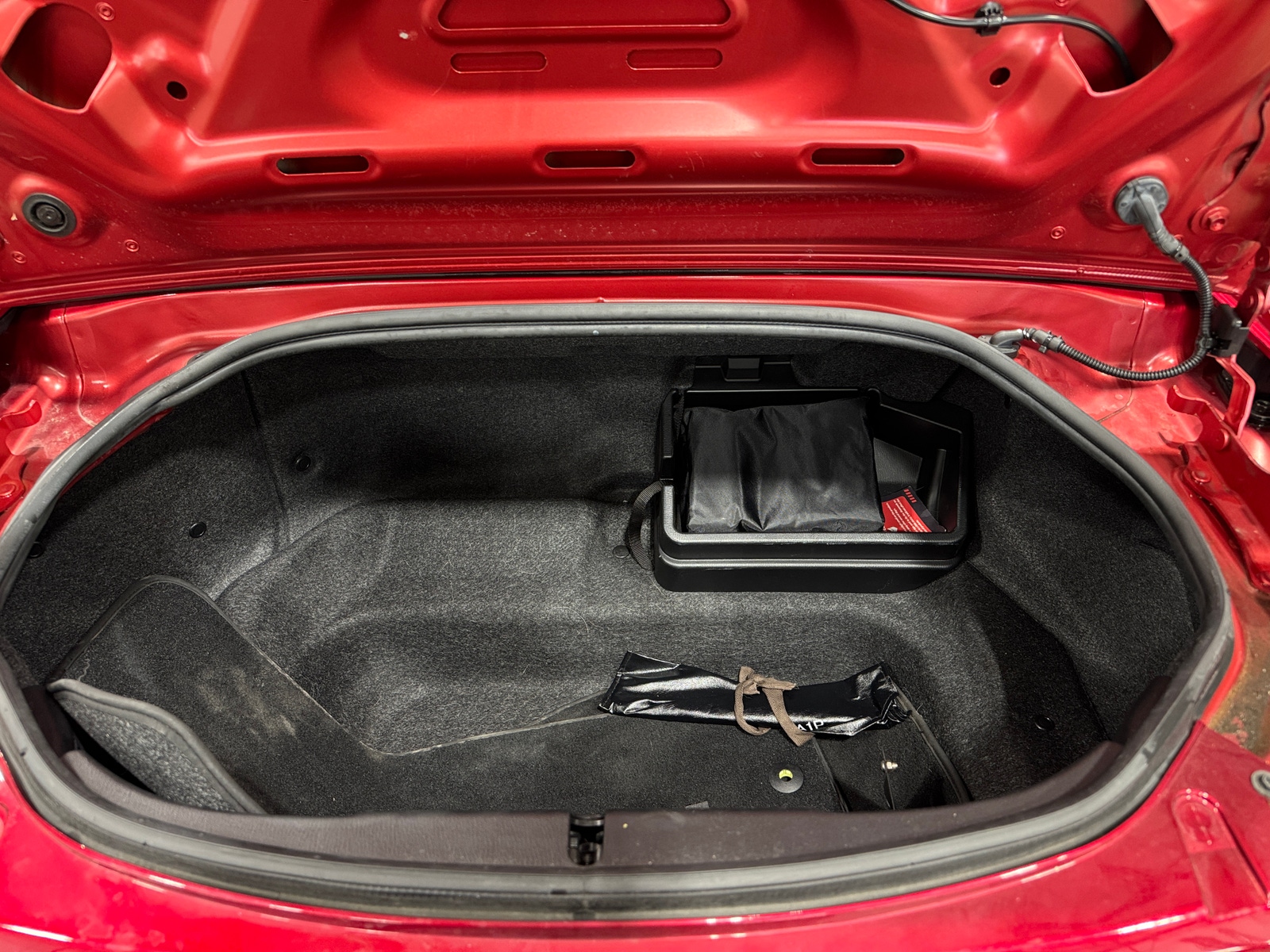 Thumbnail: 2022 Mazda MX-5 Miata - 6