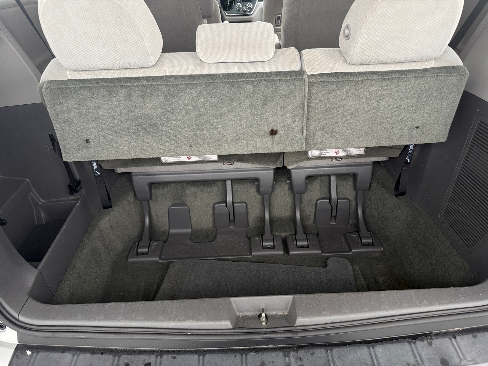 Thumbnail: 2017 Toyota Sienna - 7