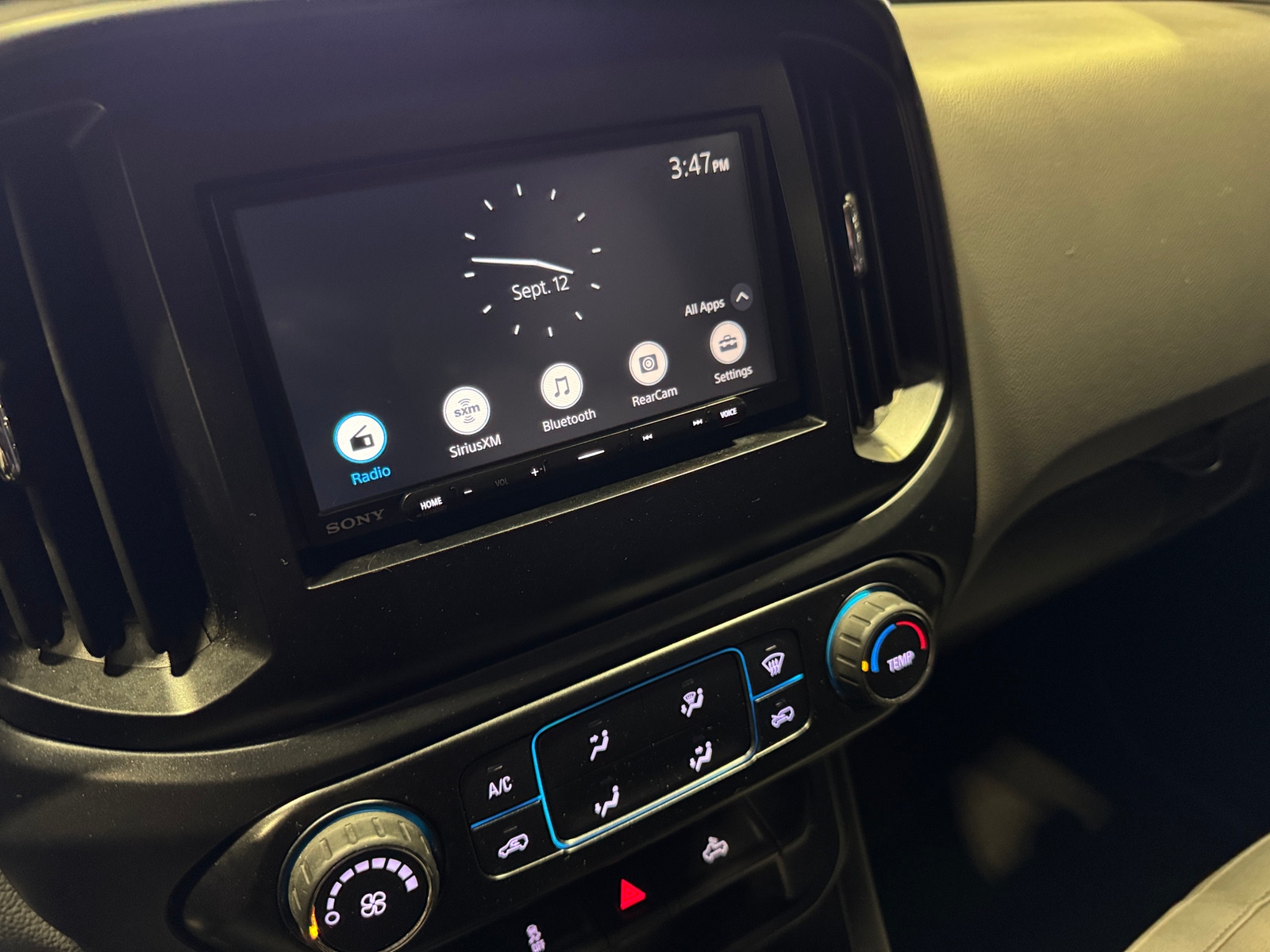 Thumbnail: 2017 Chevrolet Colorado - 4