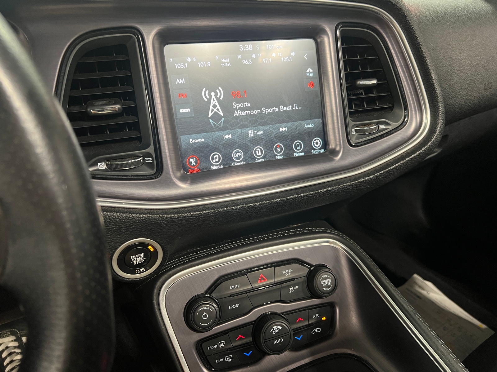 Thumbnail: 2017 Dodge Challenger - 3